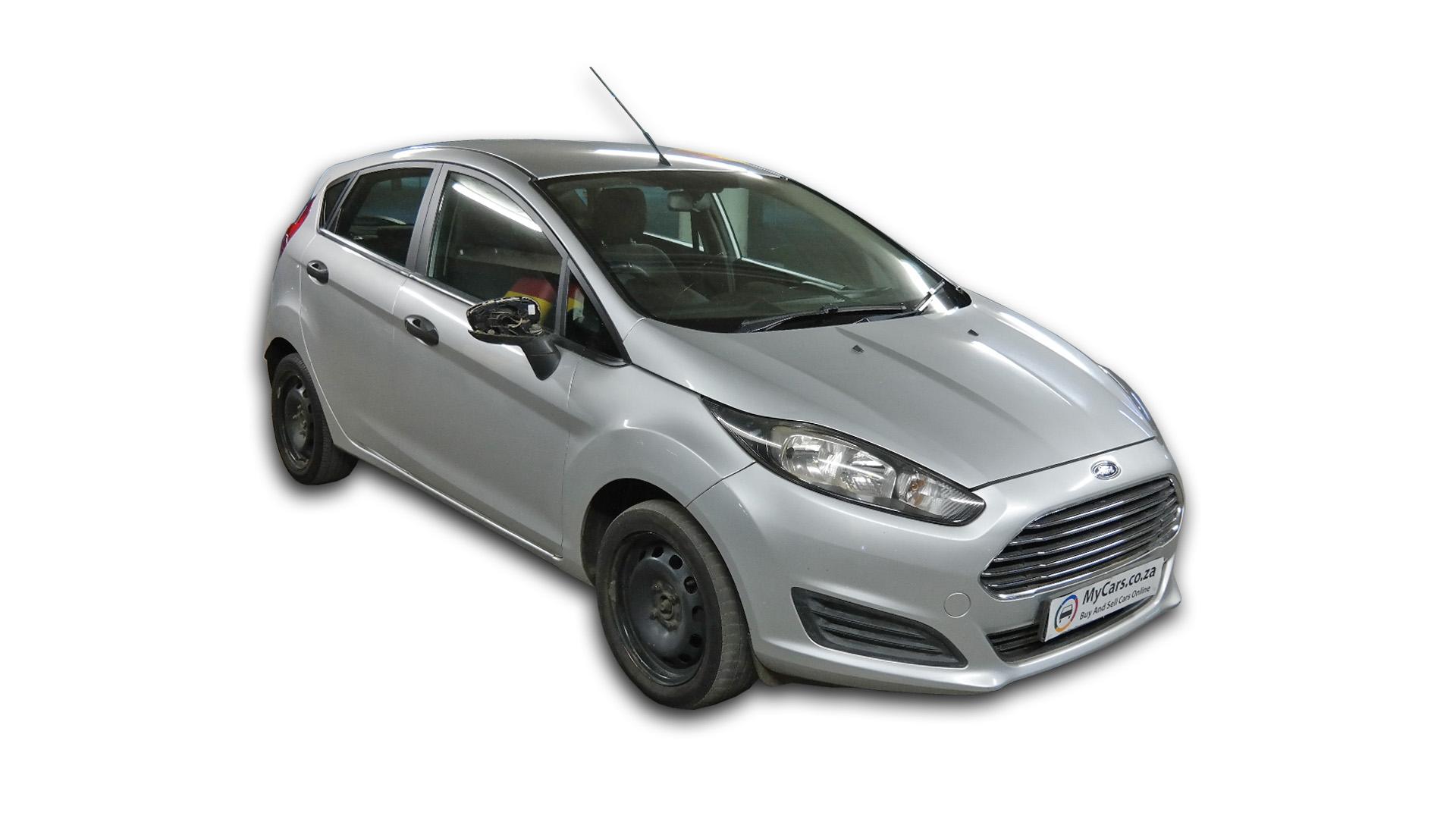 Ford Fiesta 1.4 Ambiente 5 DR