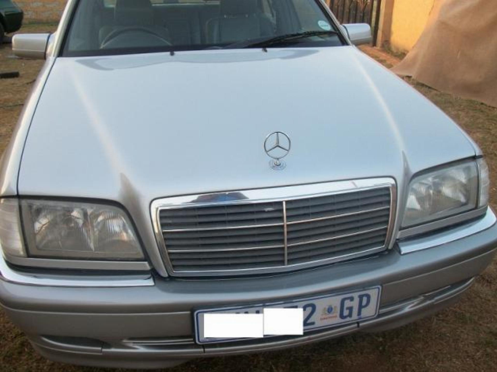 Used Mercedes Benz CLC 2.0 1998 on auction with a price of R 35,000. Mercedes Benz CLC 2.0