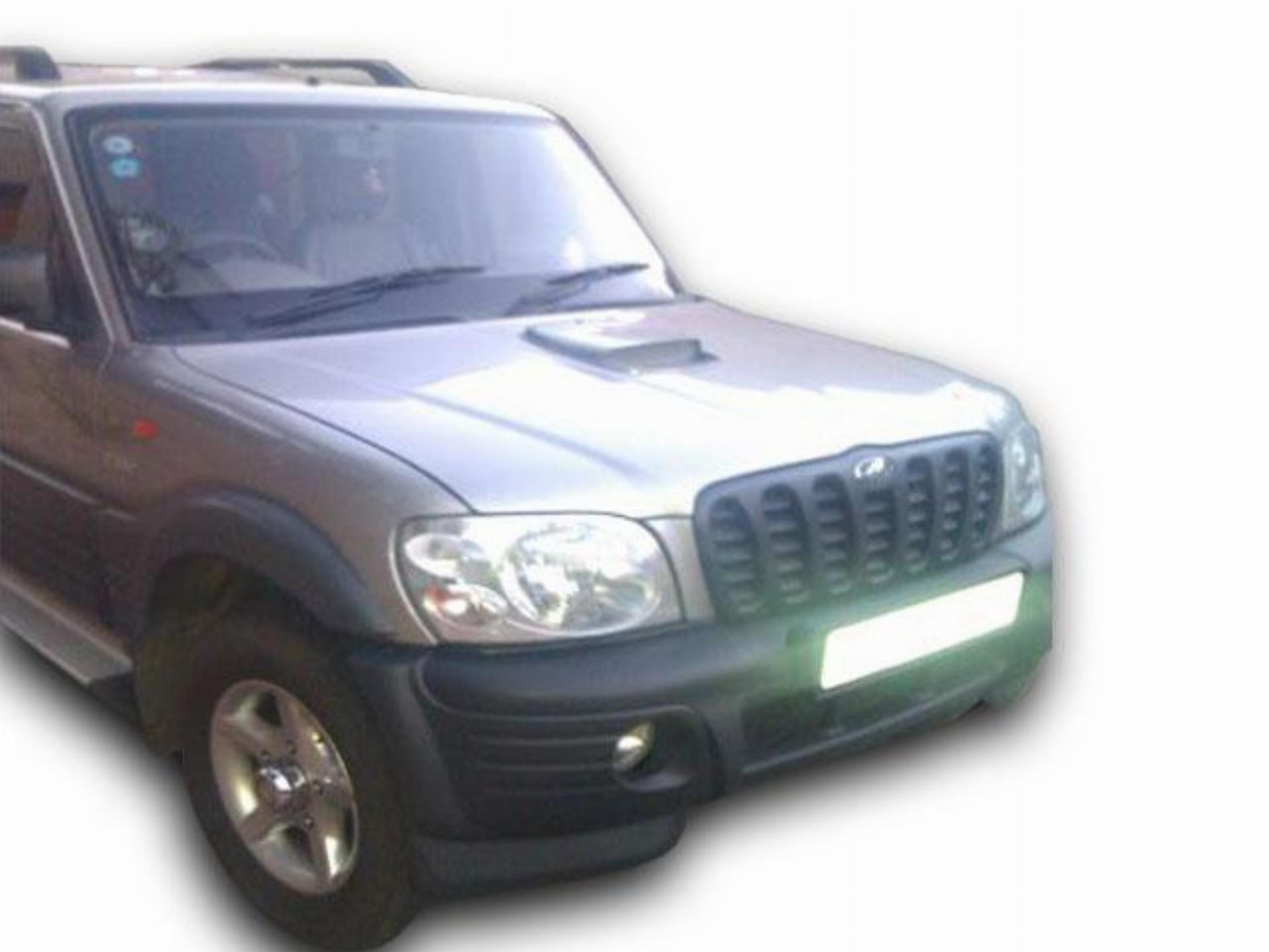 Used Mahindra Scorpio 2.6 GLX Turbo D 2007 on auction with a price of R 80,000. Mahindra Scorpio 2.6 GLX Turbo D