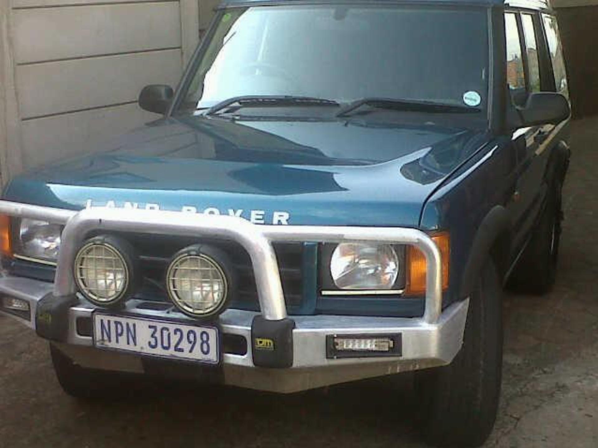 Land Rover Discovery V8I SE