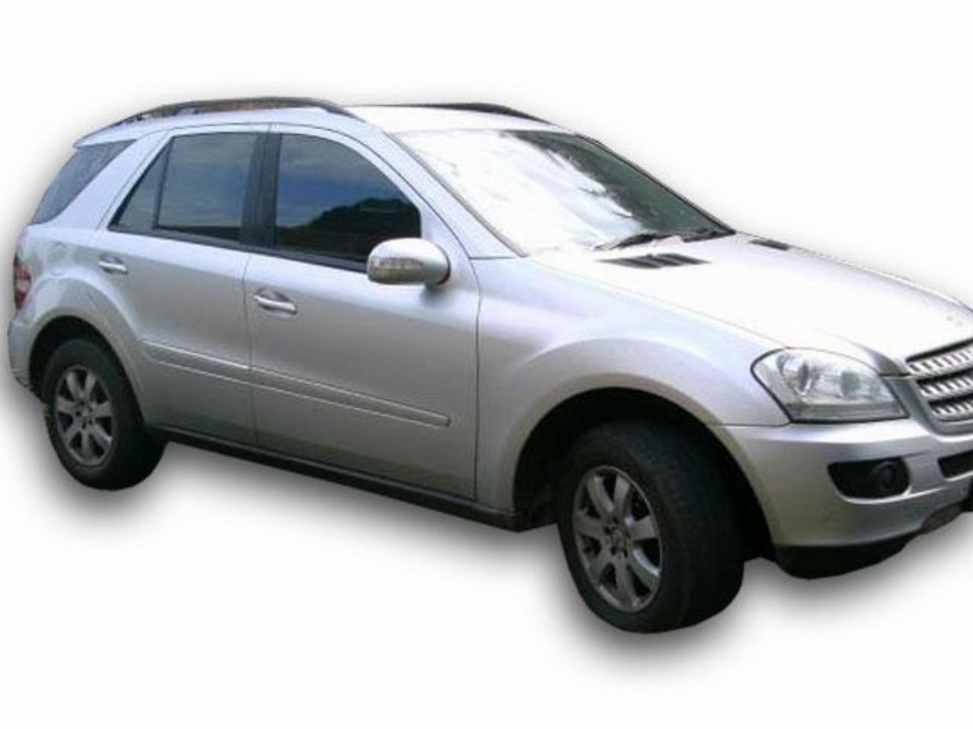 Used Mercedes Benz ML 350 A/T 2006 on auction with a price of R 250,000. Mercedes Benz ML 350 A/T