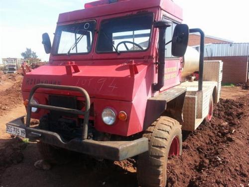 2000 MERCEDES BENZ 380 UNIMOG 4X4 2000 MERCEDES BENZ 380 UNIMOG 4X4