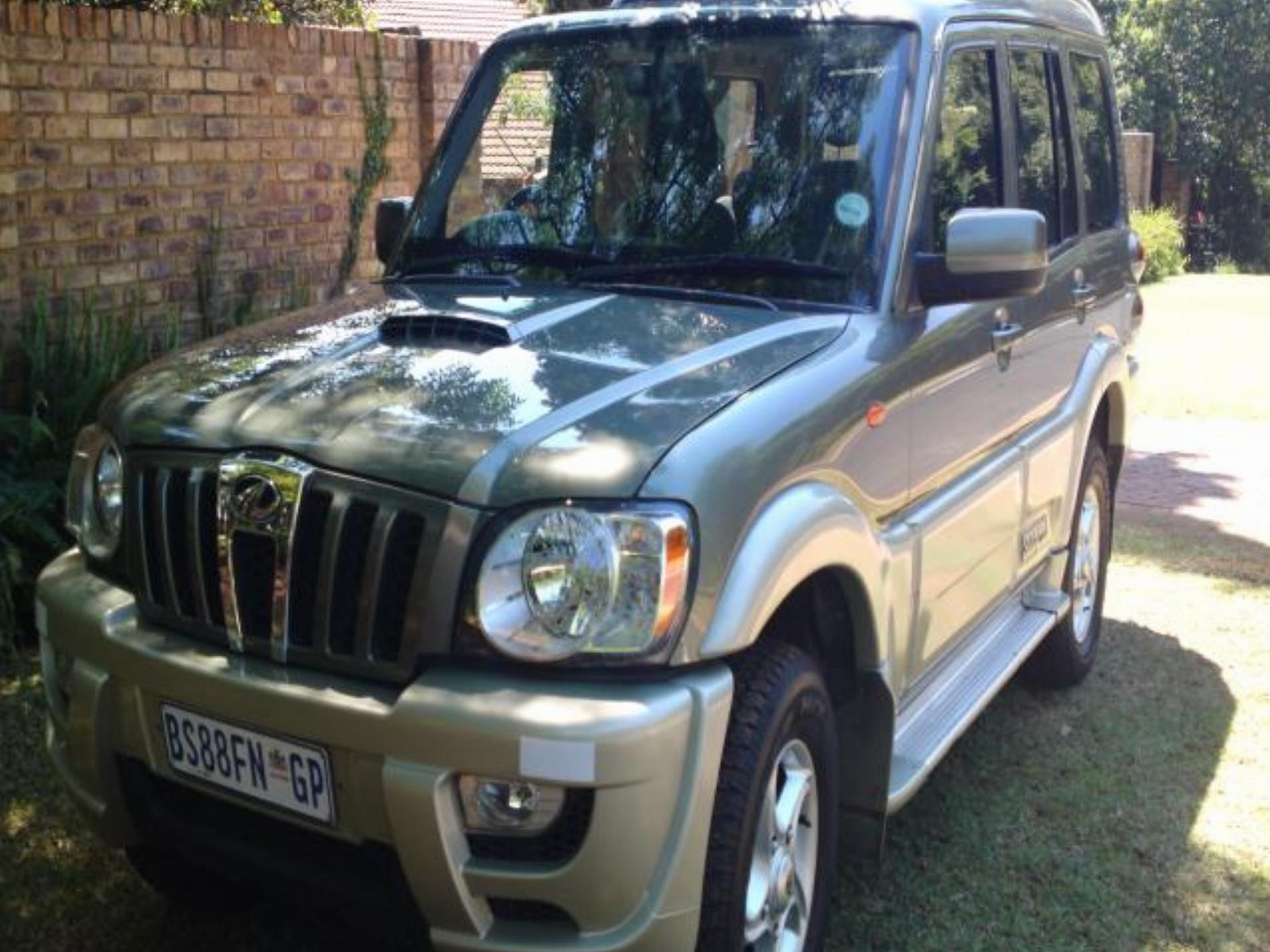 Used Mahindra Scorpio 2.2 Diesel M-HAWK Auto 2012 on auction with a price of R 180,000. Mahindra Scorpio 2.2 Diesel M-HAWK Auto