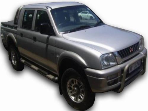 2005 MITSUBISHI COLT 2400I DOUBLE CAB 2005 MITSUBISHI COLT 2400I DOUBLE CAB