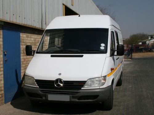 2000 MERCEDES BENZ SPRINTER 313CDI H/R P/V 2000 MERCEDES BENZ SPRINTER 313CDI H/R P/V
