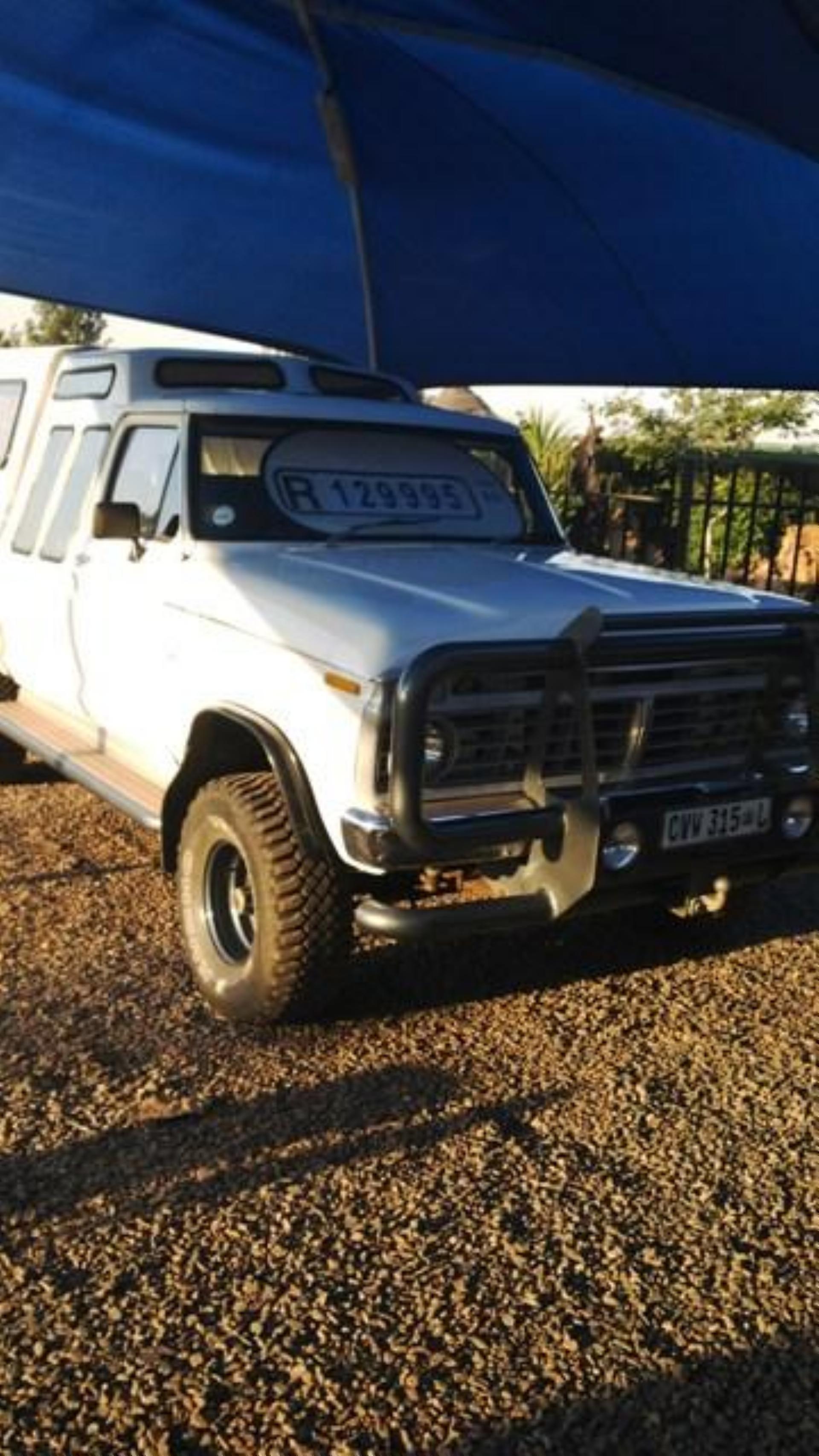 Ford F250 D/C 4X4