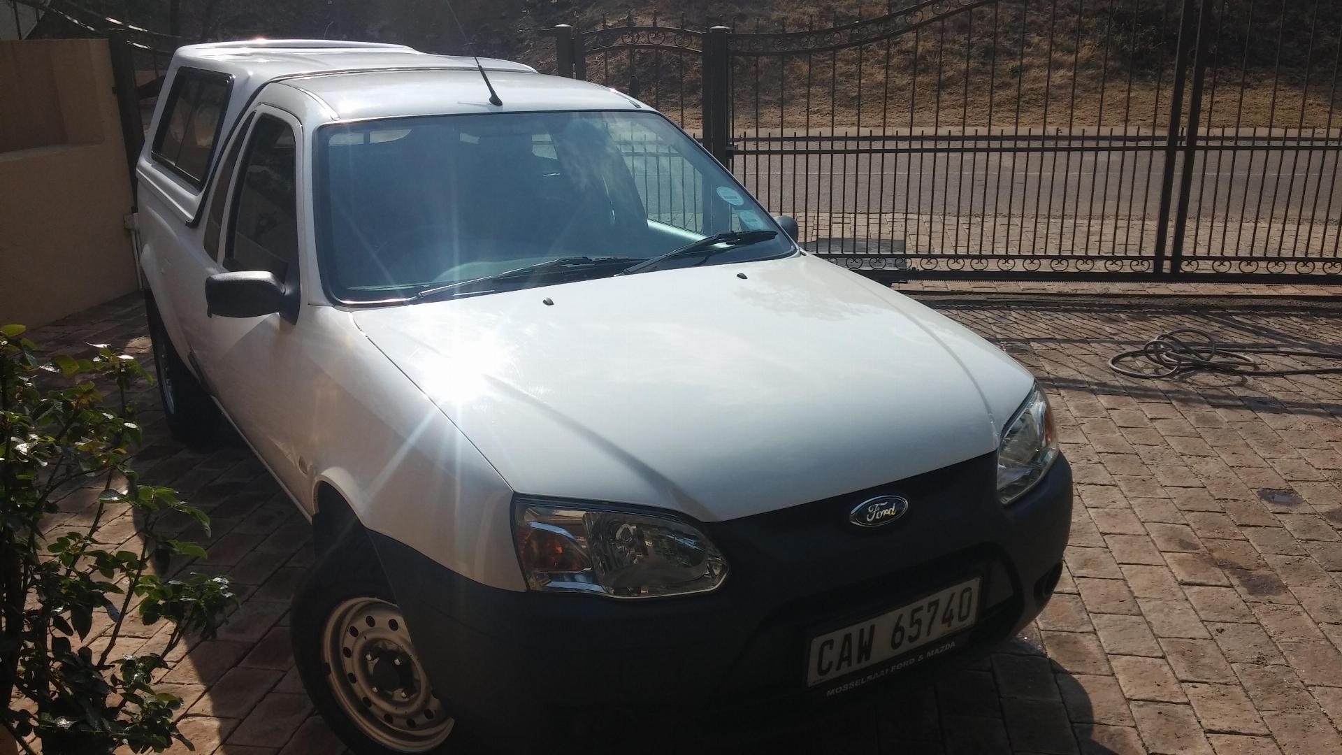 Ford Bantam 1.3 Petrol White With Canopy