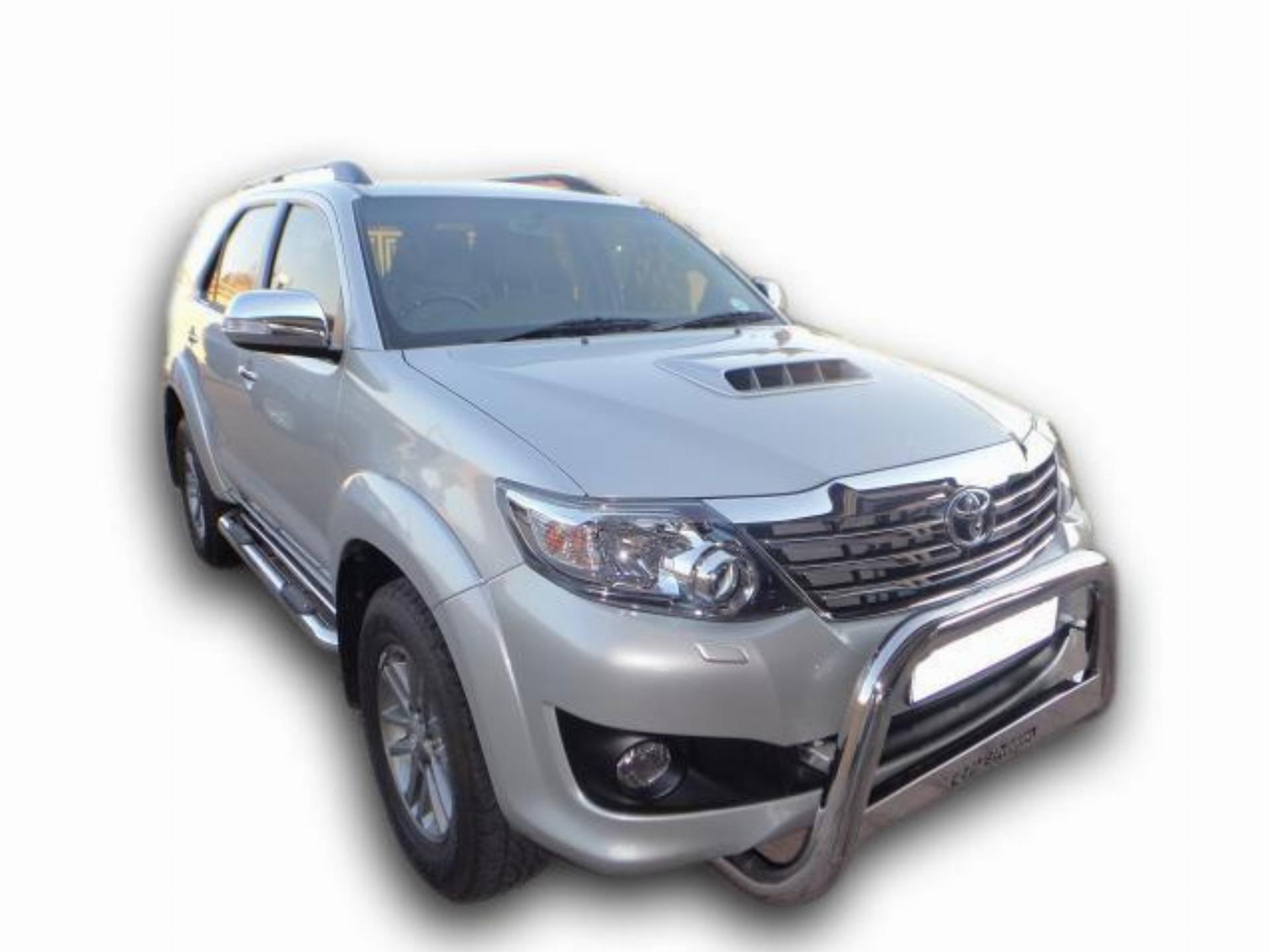 Toyota Fortuner 3.0 D-4D R/B A/T