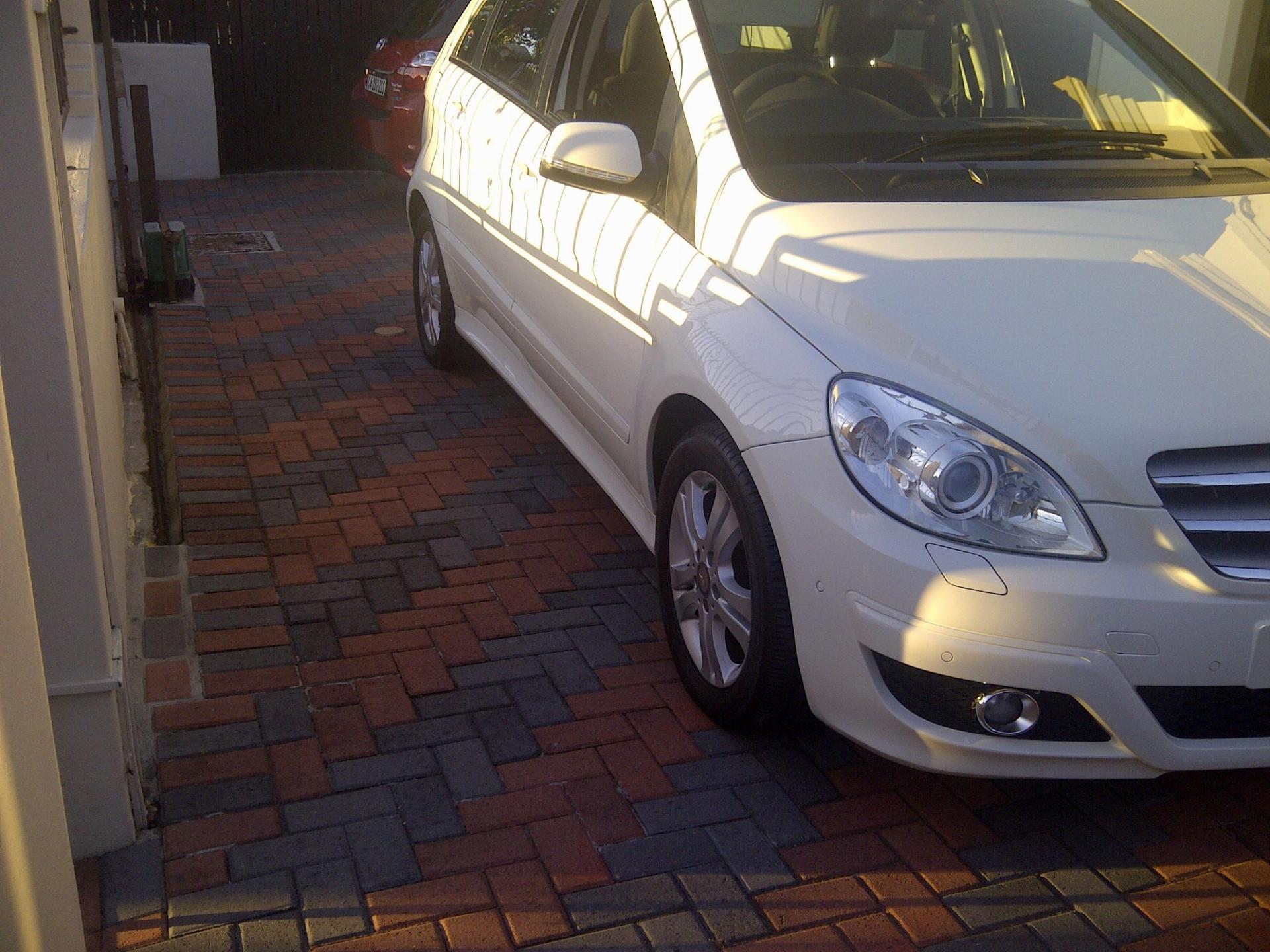 Used Mercedes Benz B Class B170 A/T 2009 on auction with a price of R 125,000. Mercedes Benz B Class B170 A/T