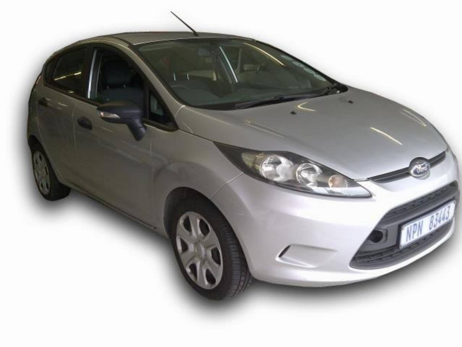 Ford Fiesta 1.6 Ambiente 5DR