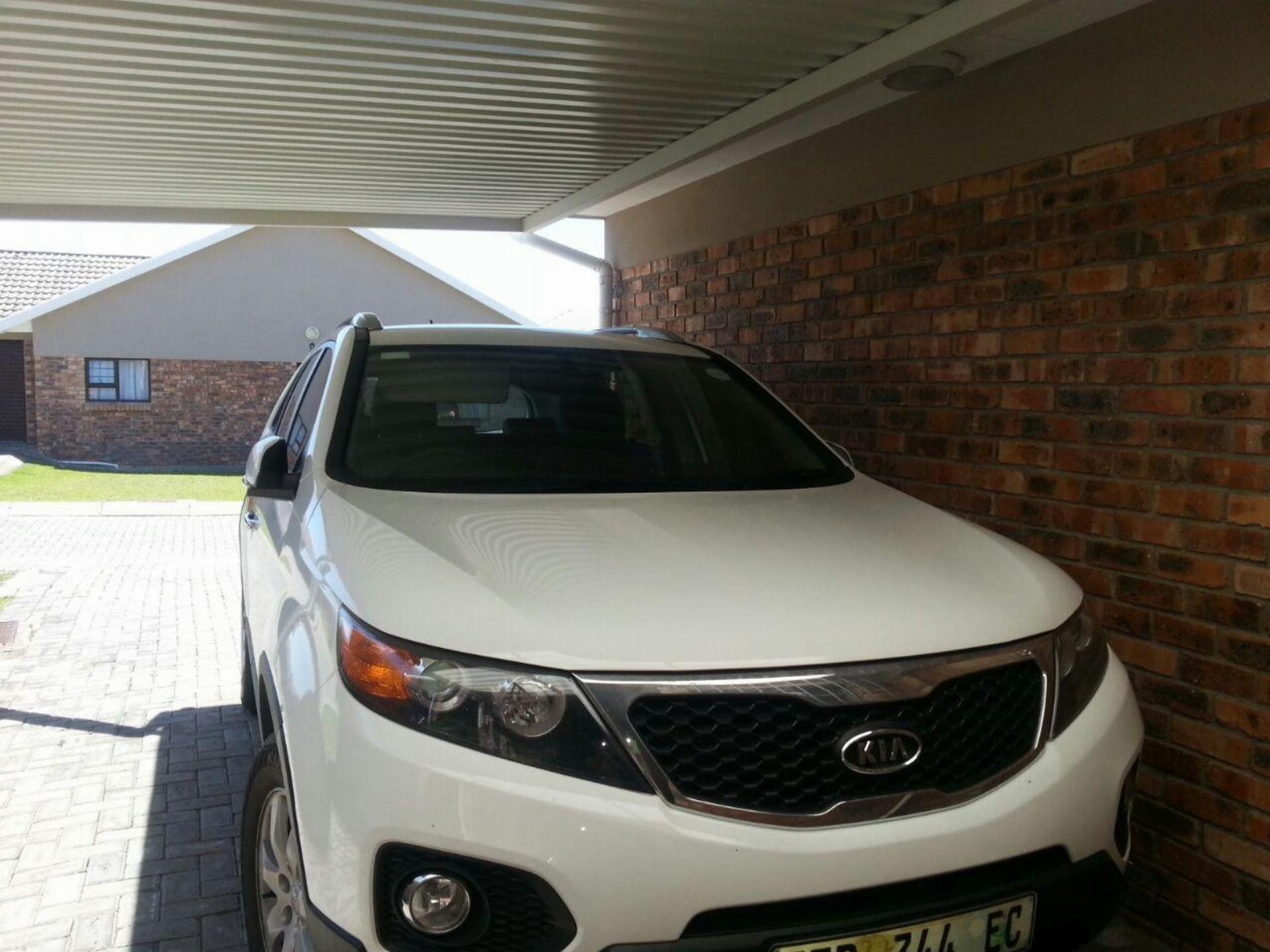 Used Kia Sorento 2.2 DSL AWD, 5SEATER 2013 on auction with a price of R 335,000. Kia Sorento 2.2 DSL AWD, 5SEATER