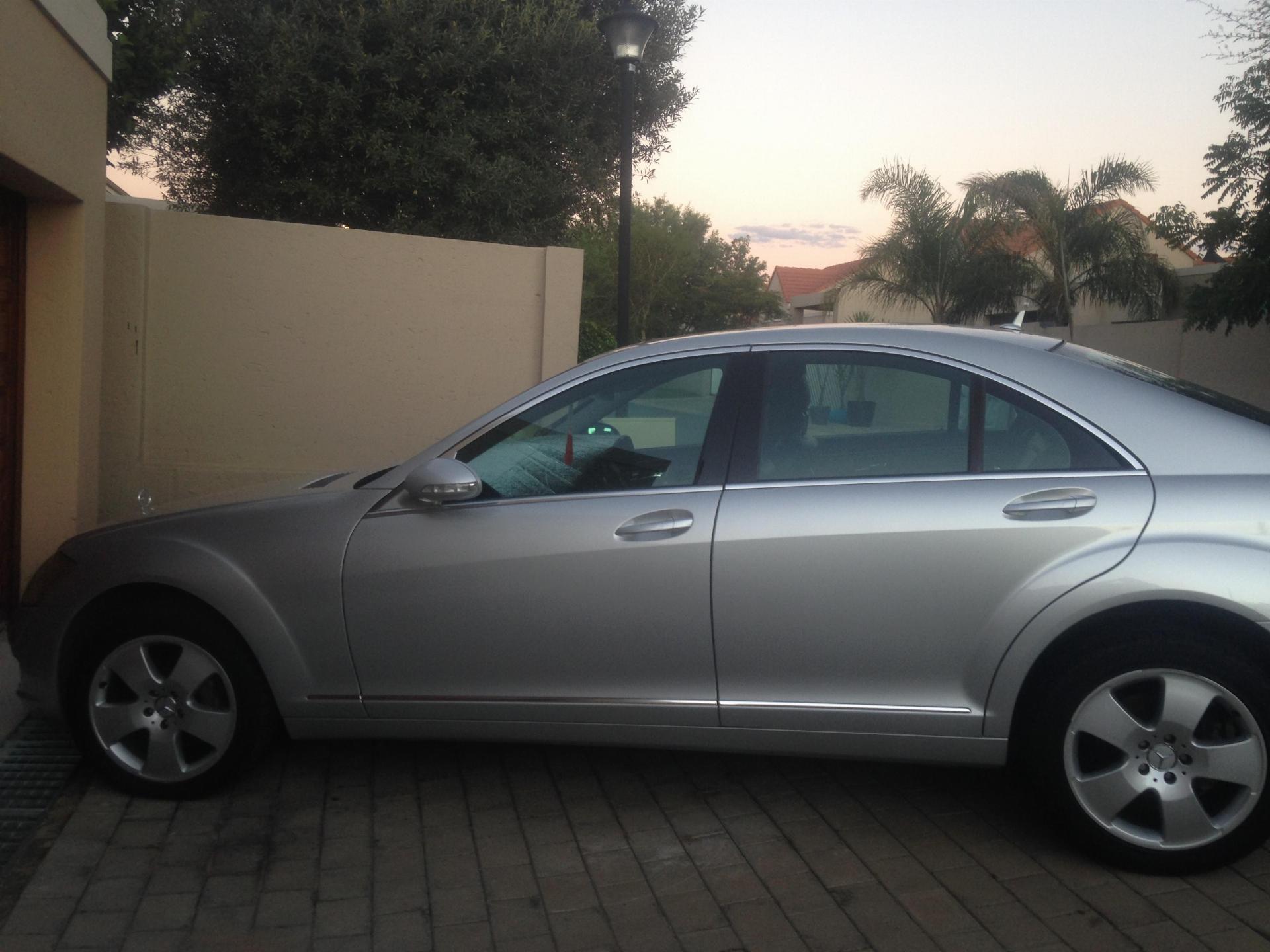 Used Mercedes Benz S Class S350 A/T 2007 on auction with a price of R 250,000. Mercedes Benz S Class S350 A/T