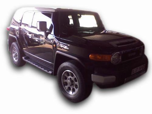 2011 TOYOTA FJ CRUISER 4.0 V6 SPORT AUTO 2011 TOYOTA FJ CRUISER 4.0 V6 SPORT AUTO
