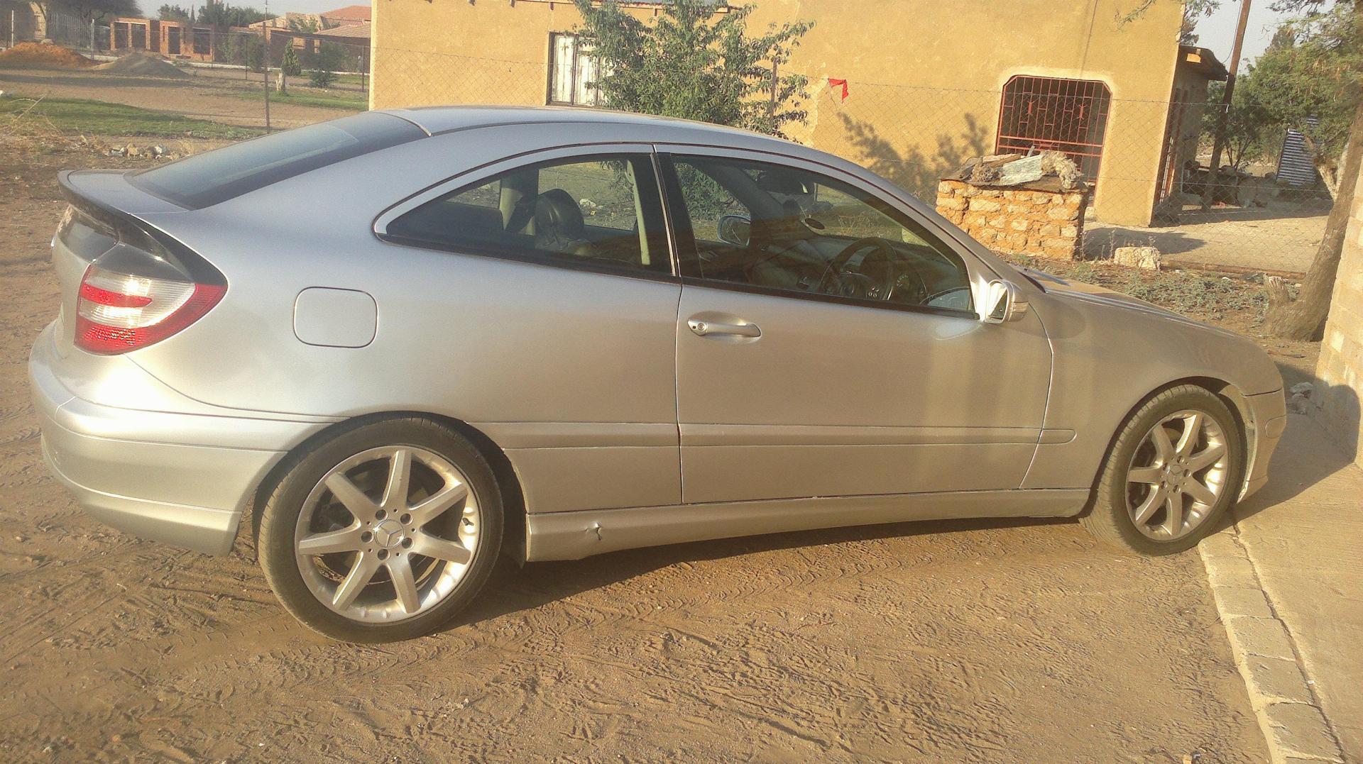 Used Mercedes Benz C230 V6 Coupe 2006 on auction with a price of R 120,000. Mercedes Benz C230 V6 Coupe