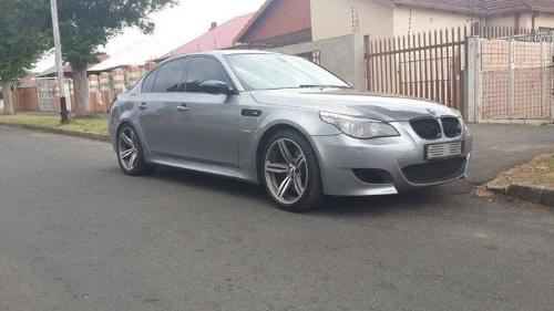 2007 BMW M5 silver m5smg full house 2007 BMW M5 silver m5smg full house