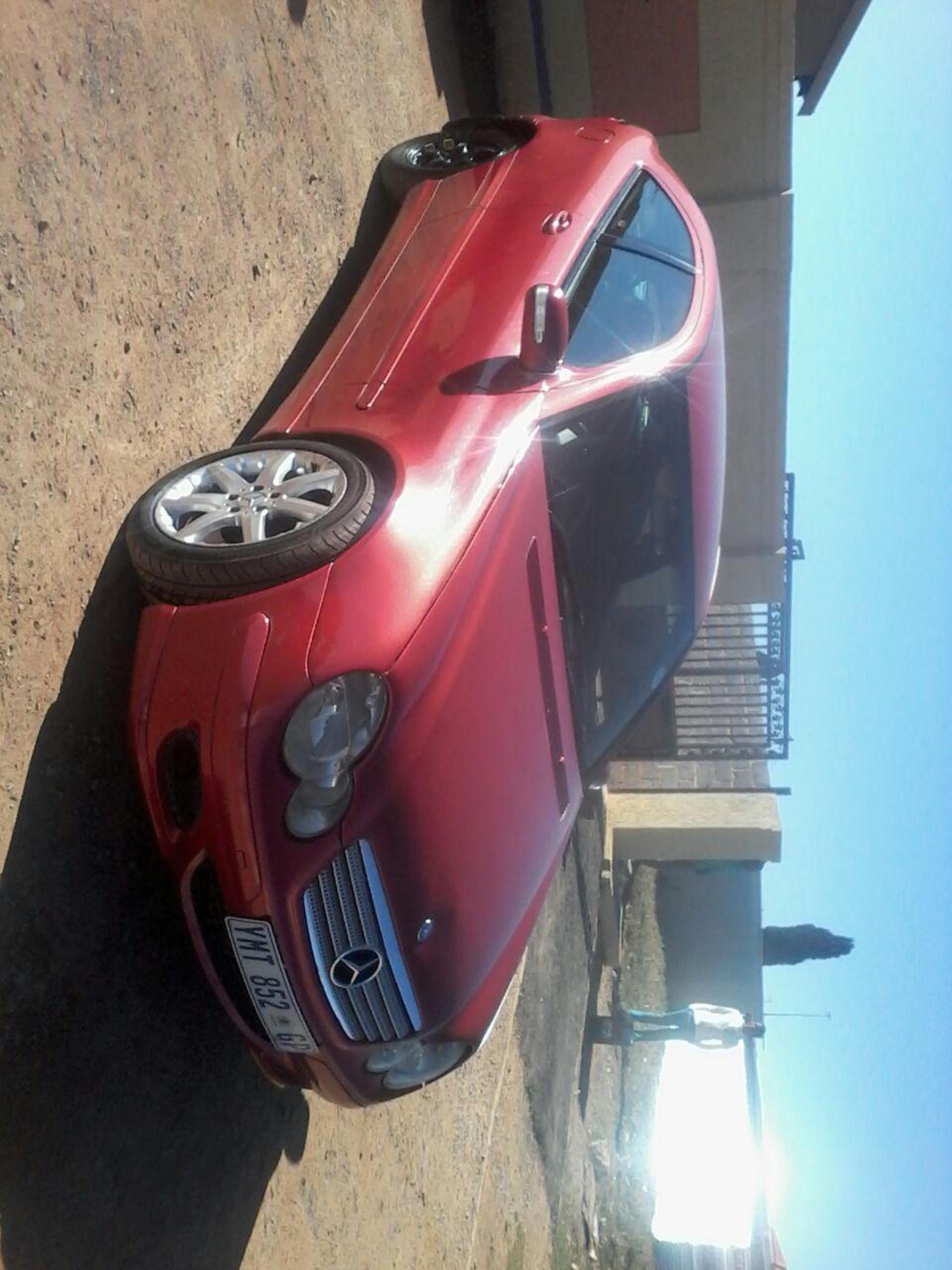 Used Mercedes Benz C230 Kompressor Coupe 2006 on auction with a price of R 50,000. Mercedes Benz C230 Kompressor Coupe