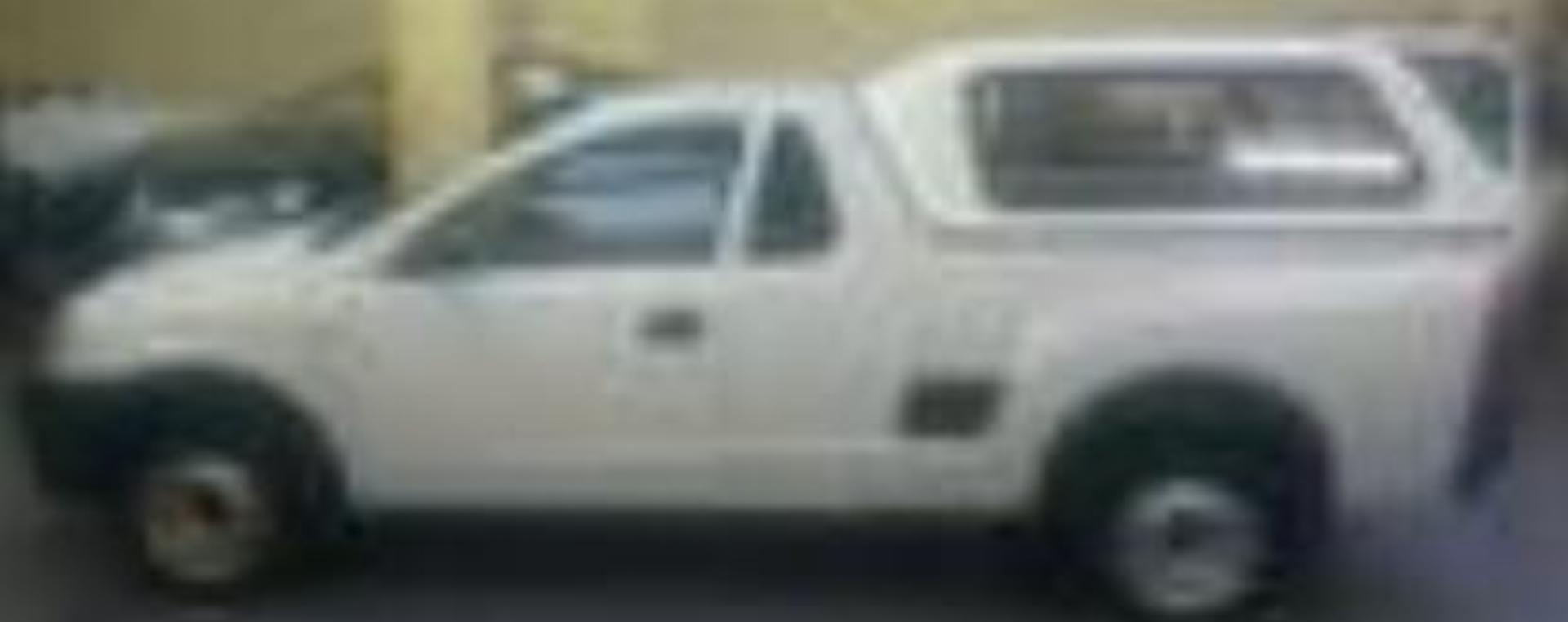 Chevrolet Corsa Utility White