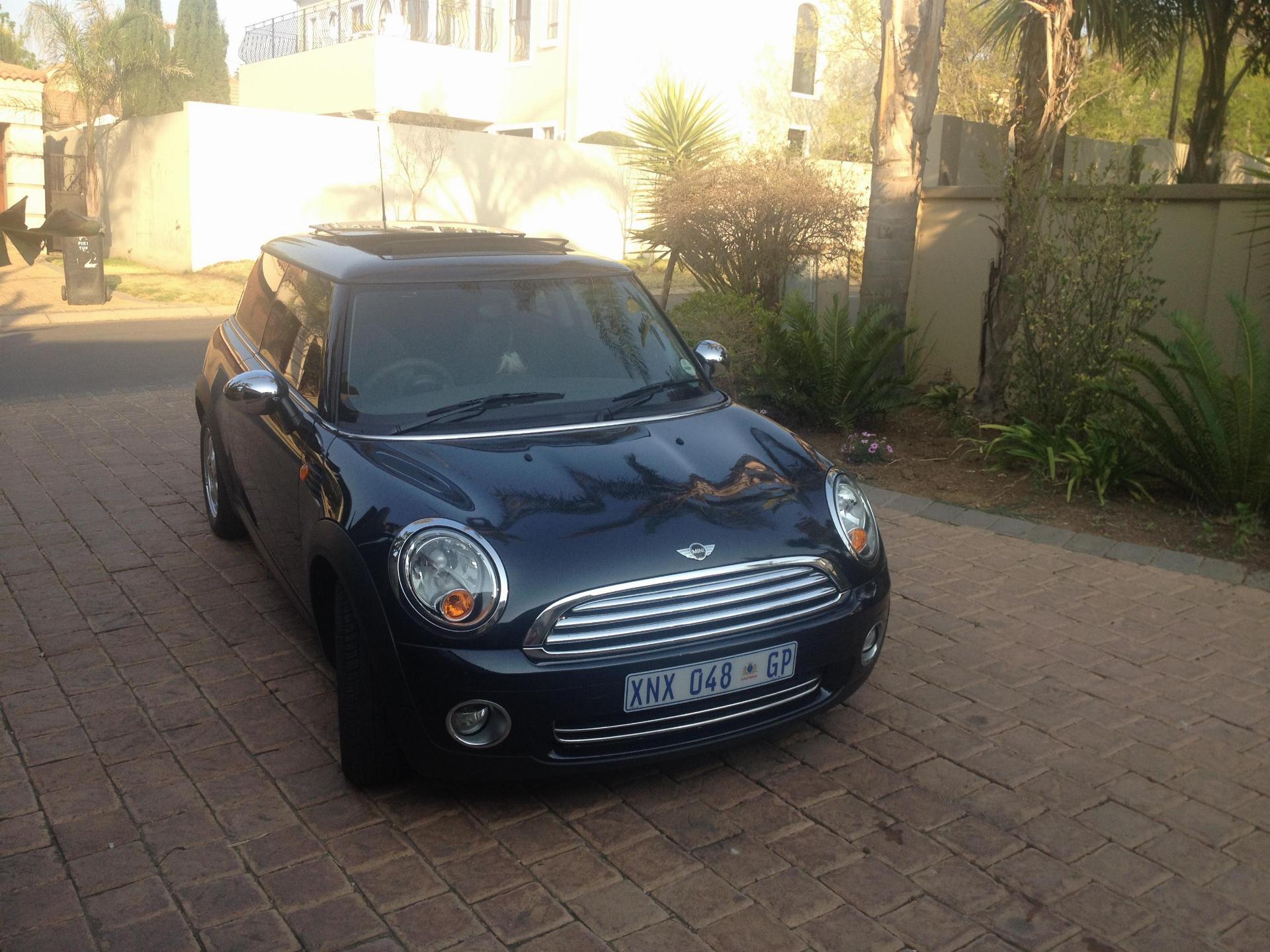 Used Mini Cooper Hatch 2008 on auction with a price of R 115,000. Mini Cooper Hatch