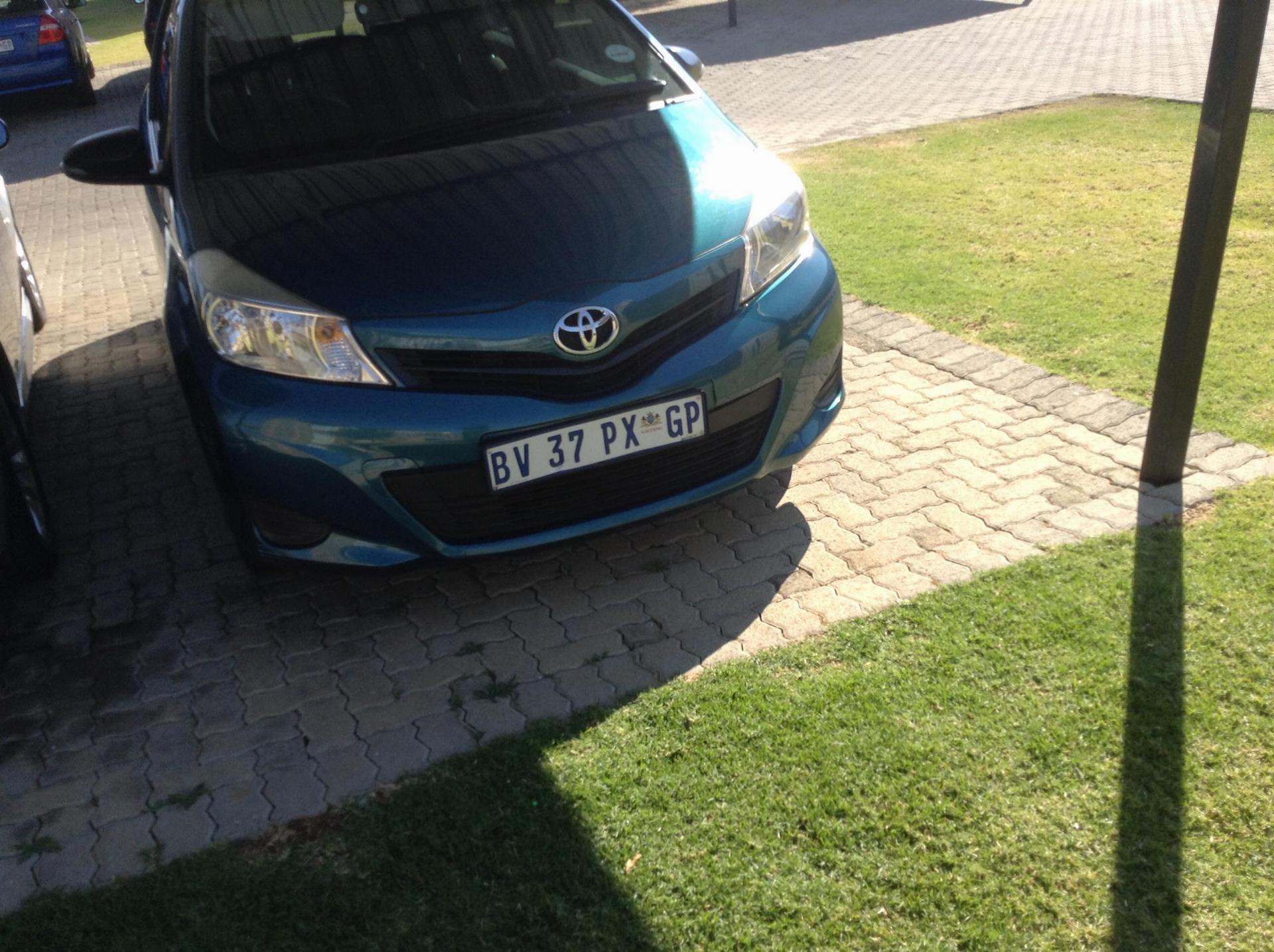 Used Toyota Yaris 1.0 3DR Hatch 2012 on auction with a price of R 100,000. Toyota Yaris 1.0 3DR Hatch