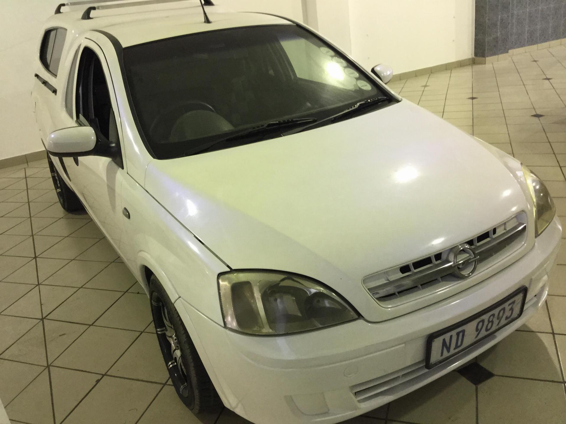 Opel Corsa Utility 1.4 Utility With Canopy