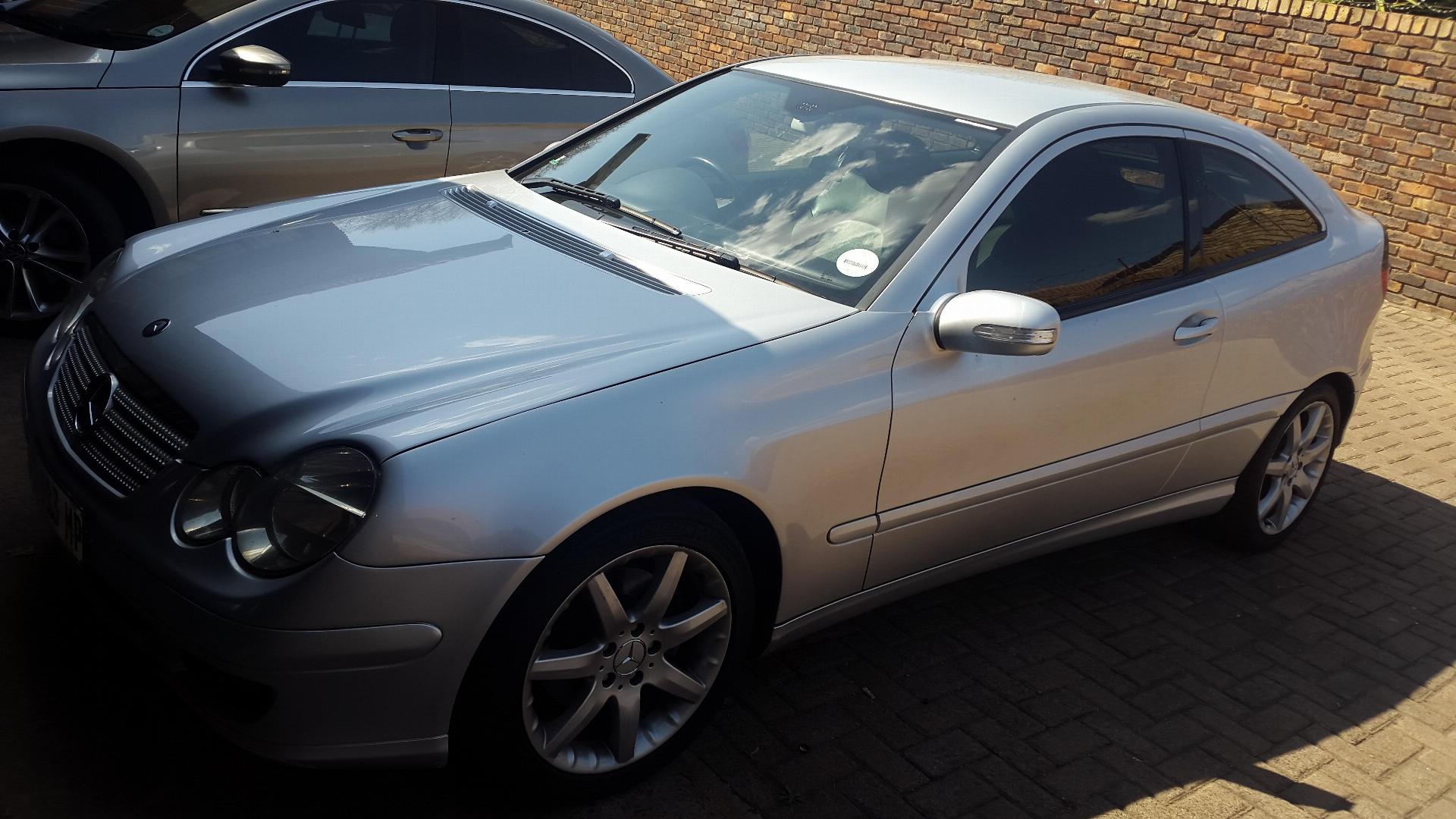Used Mercedes Benz 230 C Coupe 2006 on auction with a price of R 100,000. Mercedes Benz 230 C Coupe