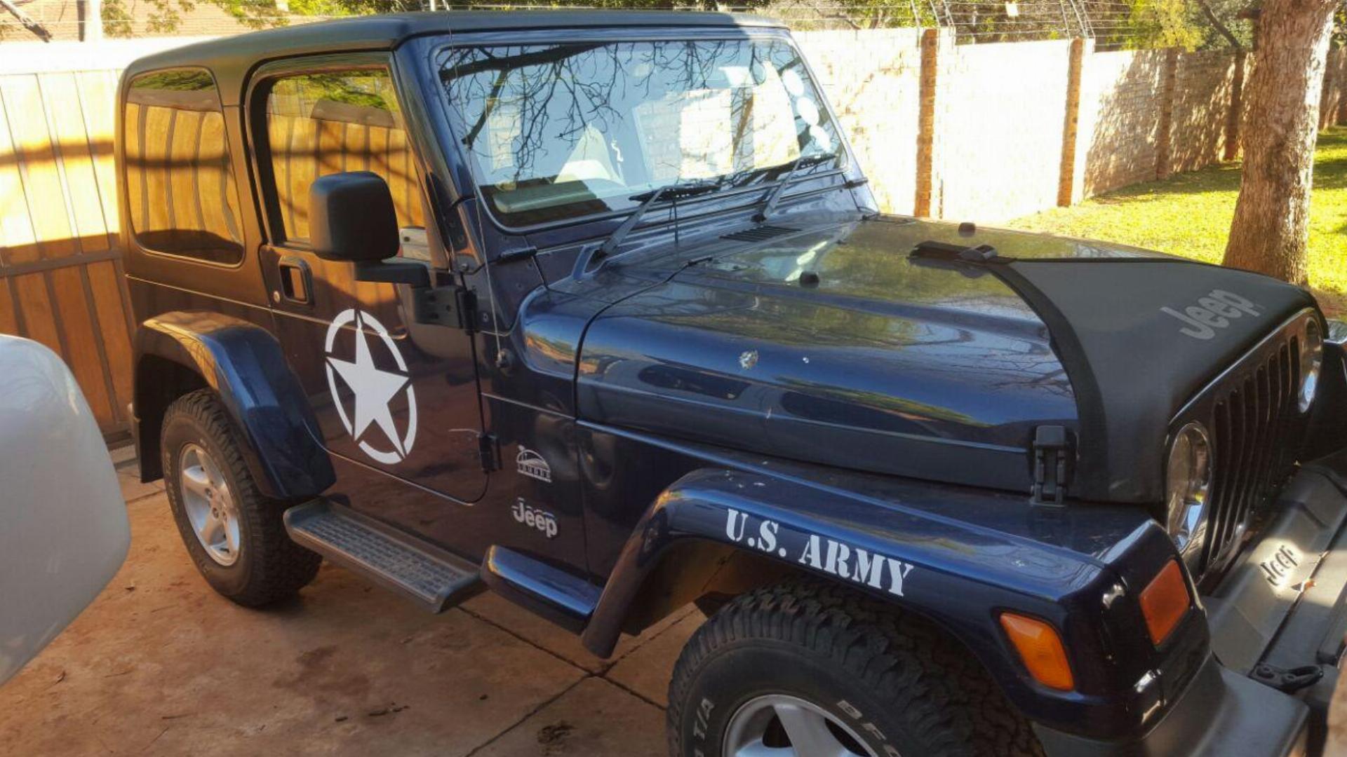 Used Jeep Wrangler 4.0 Sahara 2D 2006 on auction with a price of R 155,000. Jeep Wrangler 4.0 Sahara 2D