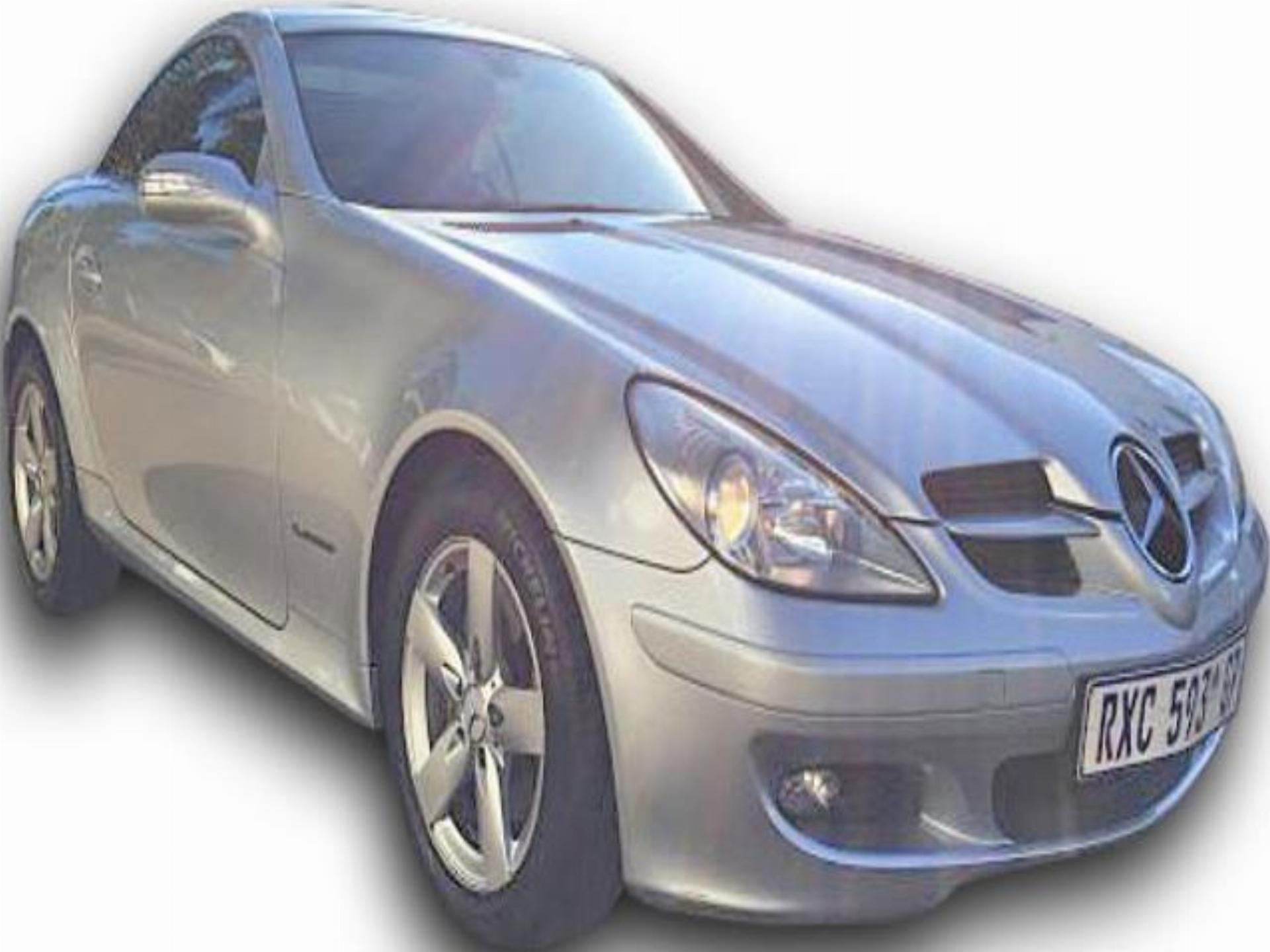 Used Mercedes Benz SLK 200 Kompressor 2005 on auction with a price of R 160,000. Mercedes Benz SLK 200 Kompressor