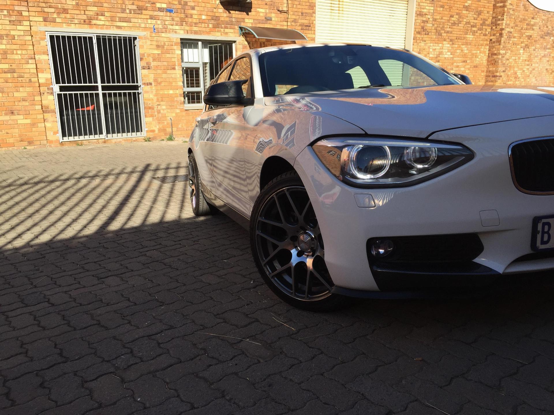 Used 1 Series BMW F20 116I 2011 on auction with a price of R 250,000. 1 Series BMW F20 116I