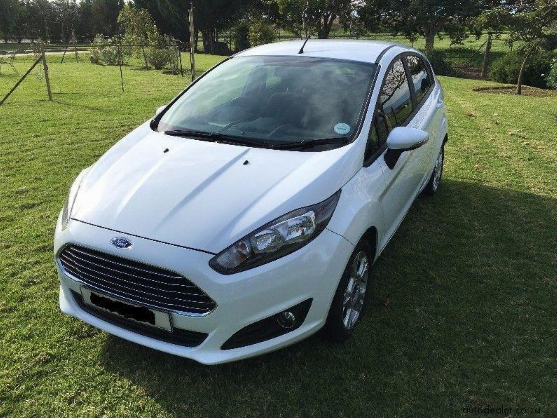 Ford Fiesta 1.4 Trend 5DR
