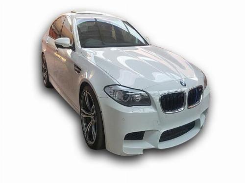 2013 BMW M5  2013 BMW M5