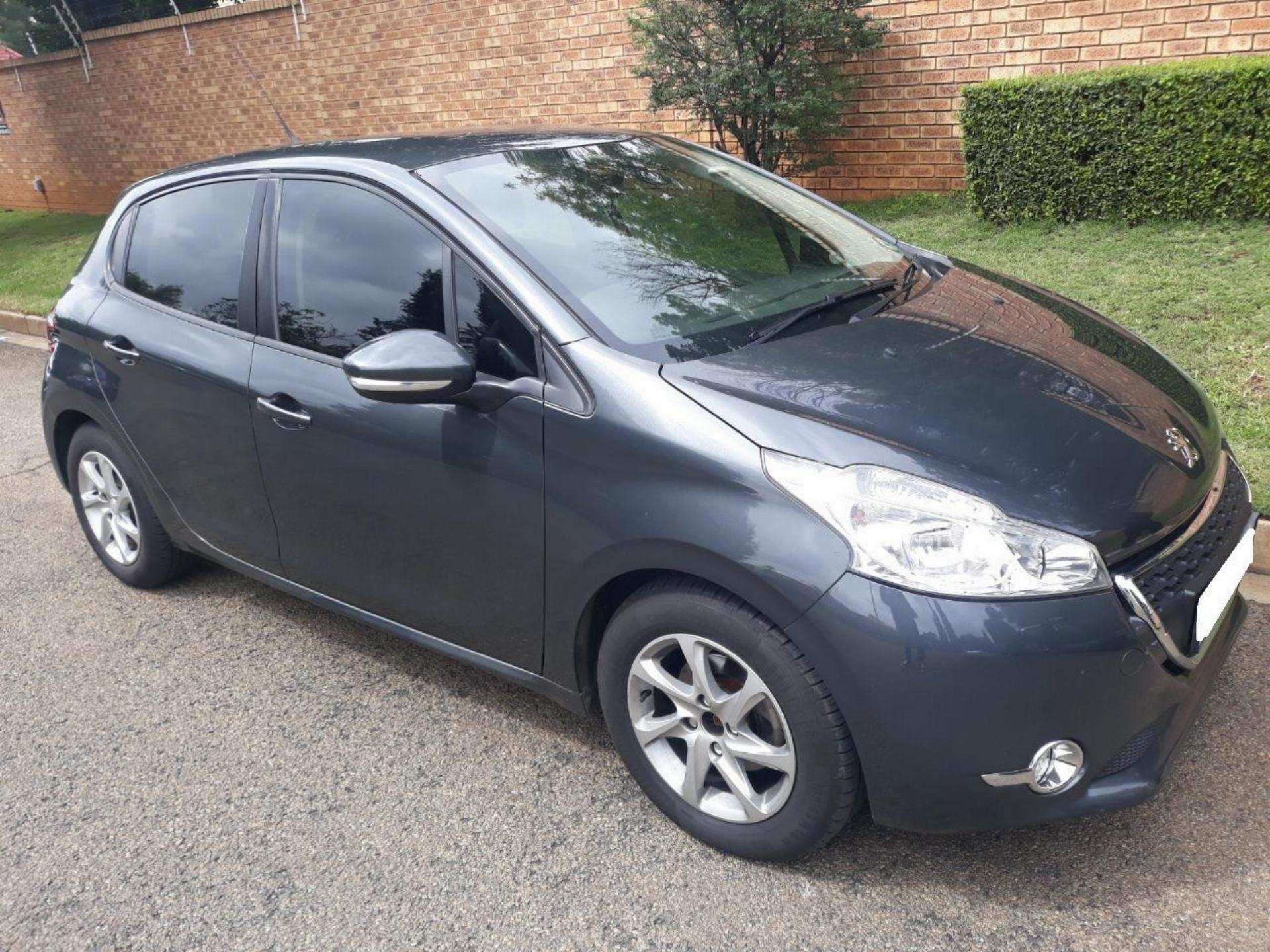 Used Peugeot 208 1.6 Vti 2013 on auction with a price of R 129,999. Peugeot 208 1.6 Vti