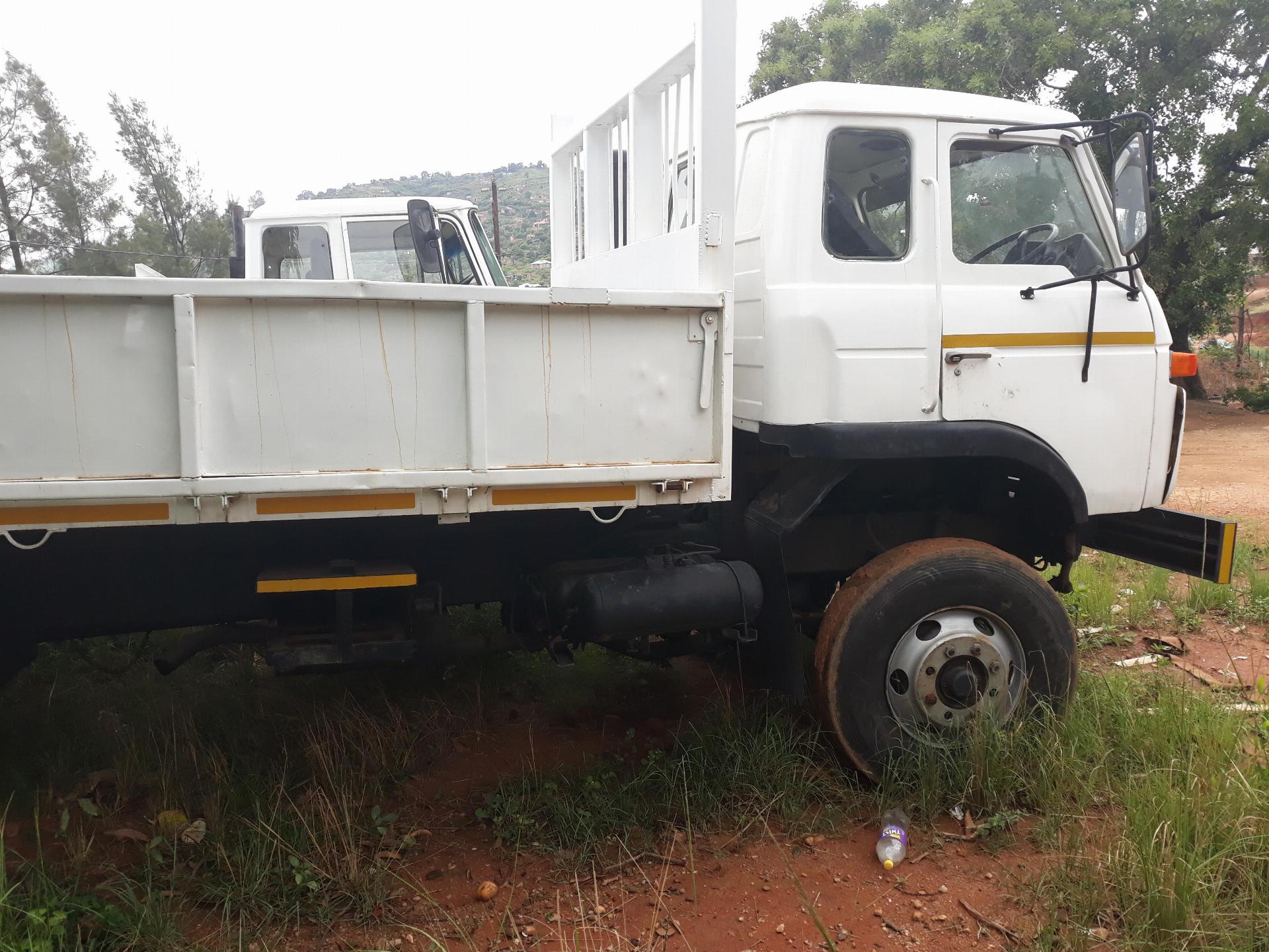 NP 300 Nissan CK Truck For Sale