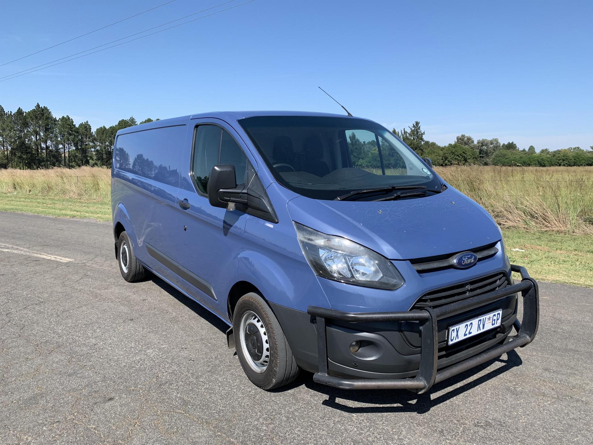 Ford Transit Connect 2.2 6 Speed Manual