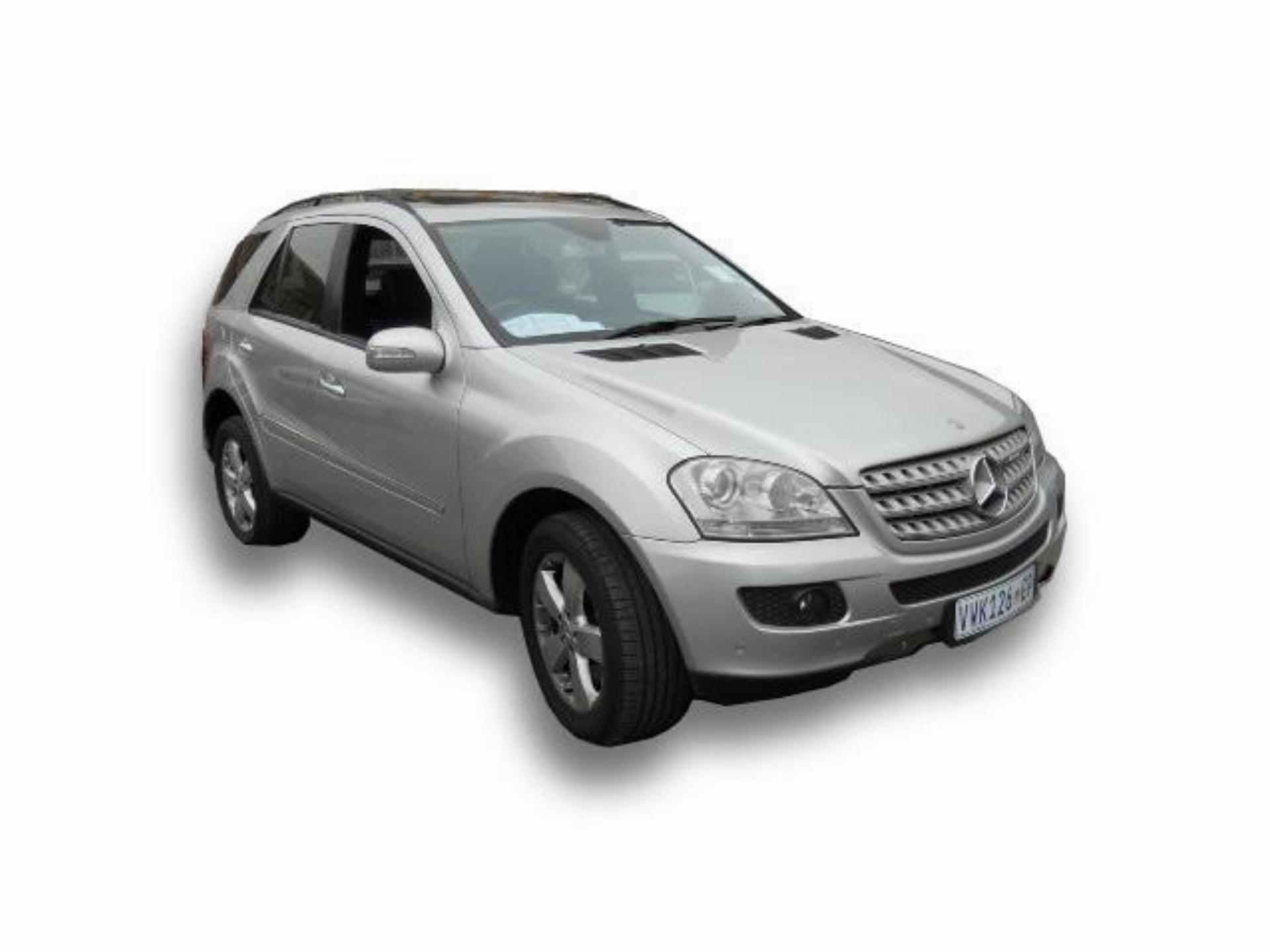 Repossessed Mercedes Benz ML 500 2005 on auction with a price of R 223,800. Mercedes Benz ML 500
