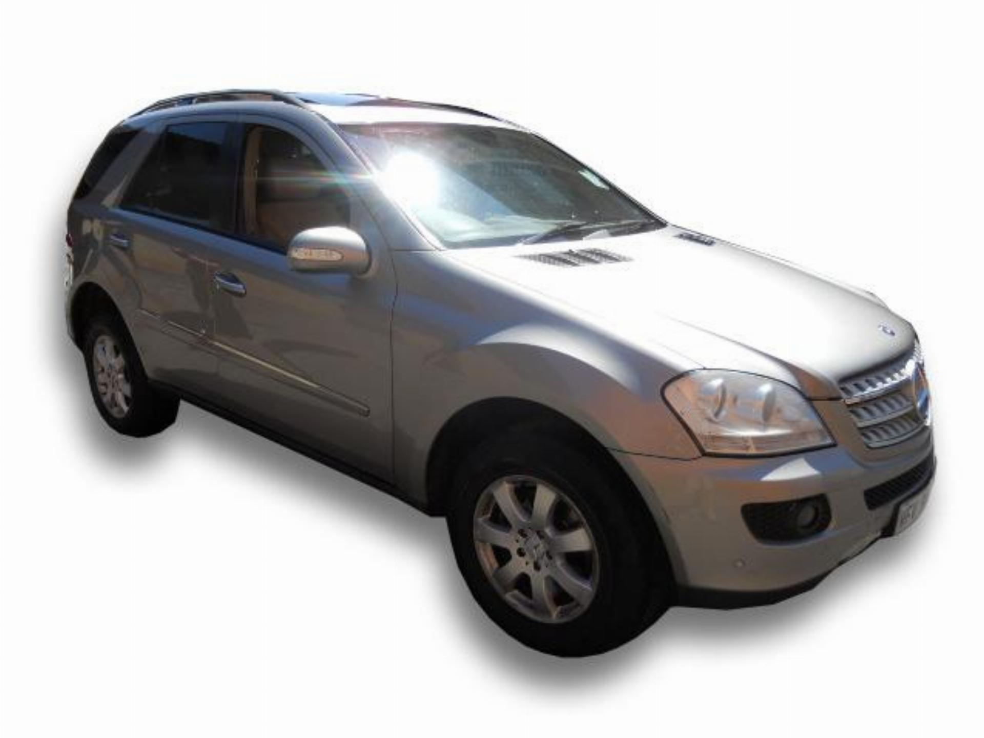 Repossessed Mercedes Benz ML 320 Cdi A/T 2007 on auction with a price of R 297,000. Mercedes Benz ML 320 Cdi A/T