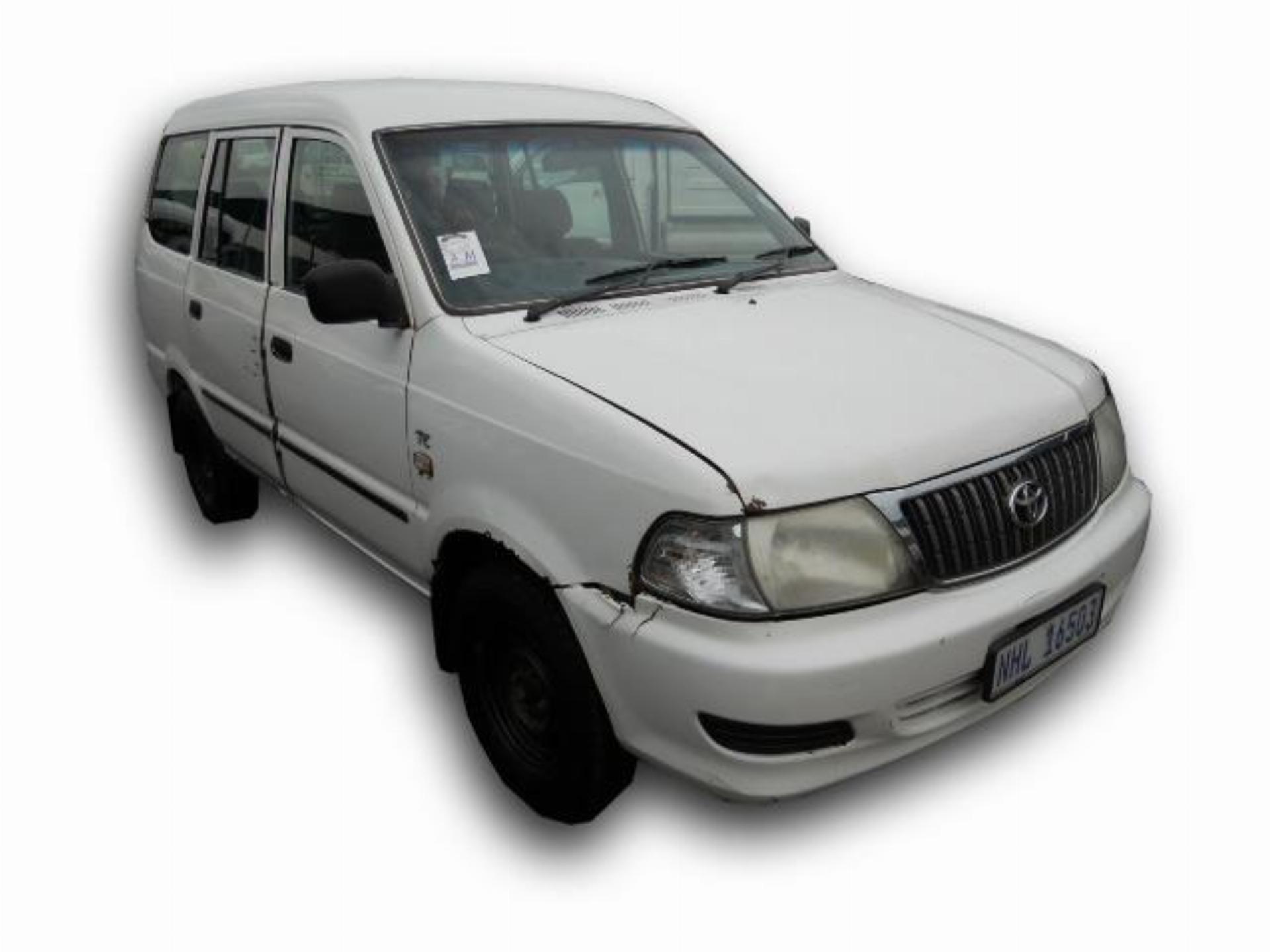 Repossessed Toyota Condor 2.4 TE 2004 on auction Toyota Condor 2.4 TE