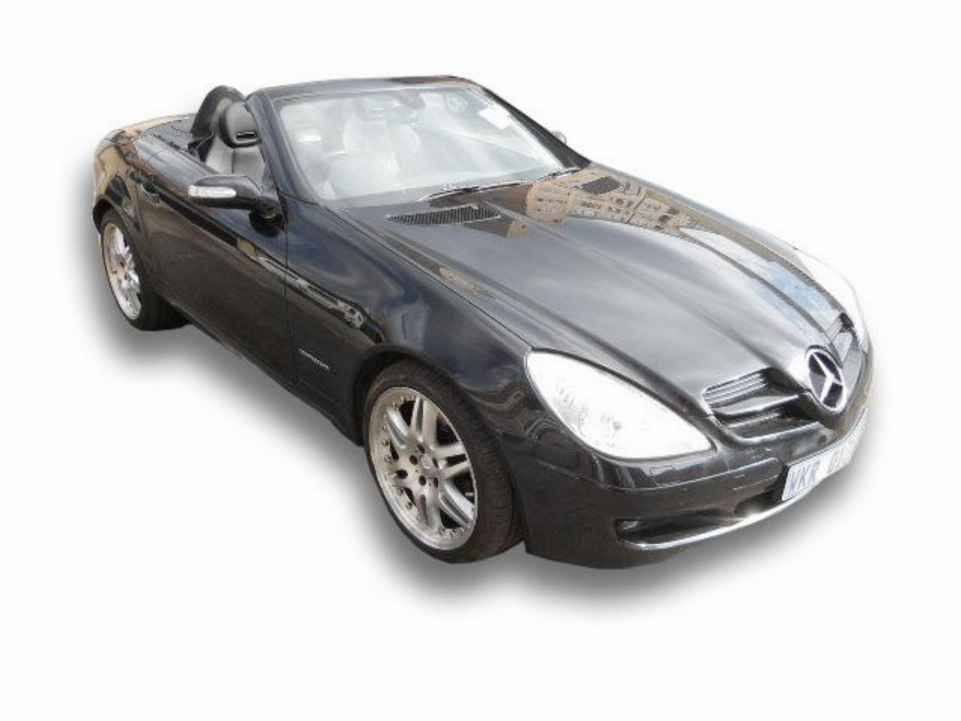 Repossessed Mercedes Benz SLK 200 2007 on auction with a price of R 239,800. Mercedes Benz SLK 200