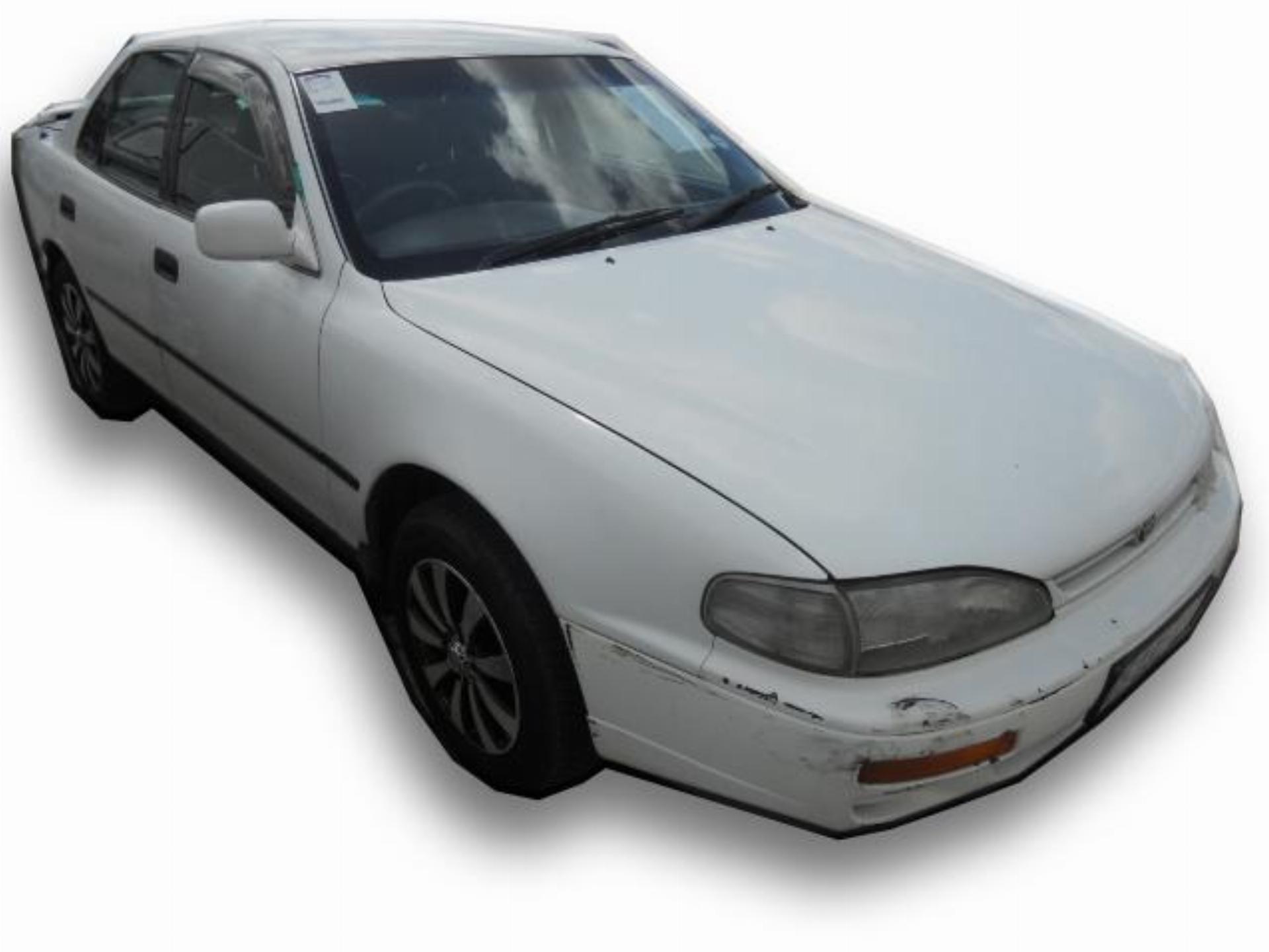 Repossessed Toyota Camry 200 SI 2000 on auction with a price of R 44,200. Toyota Camry 200 SI