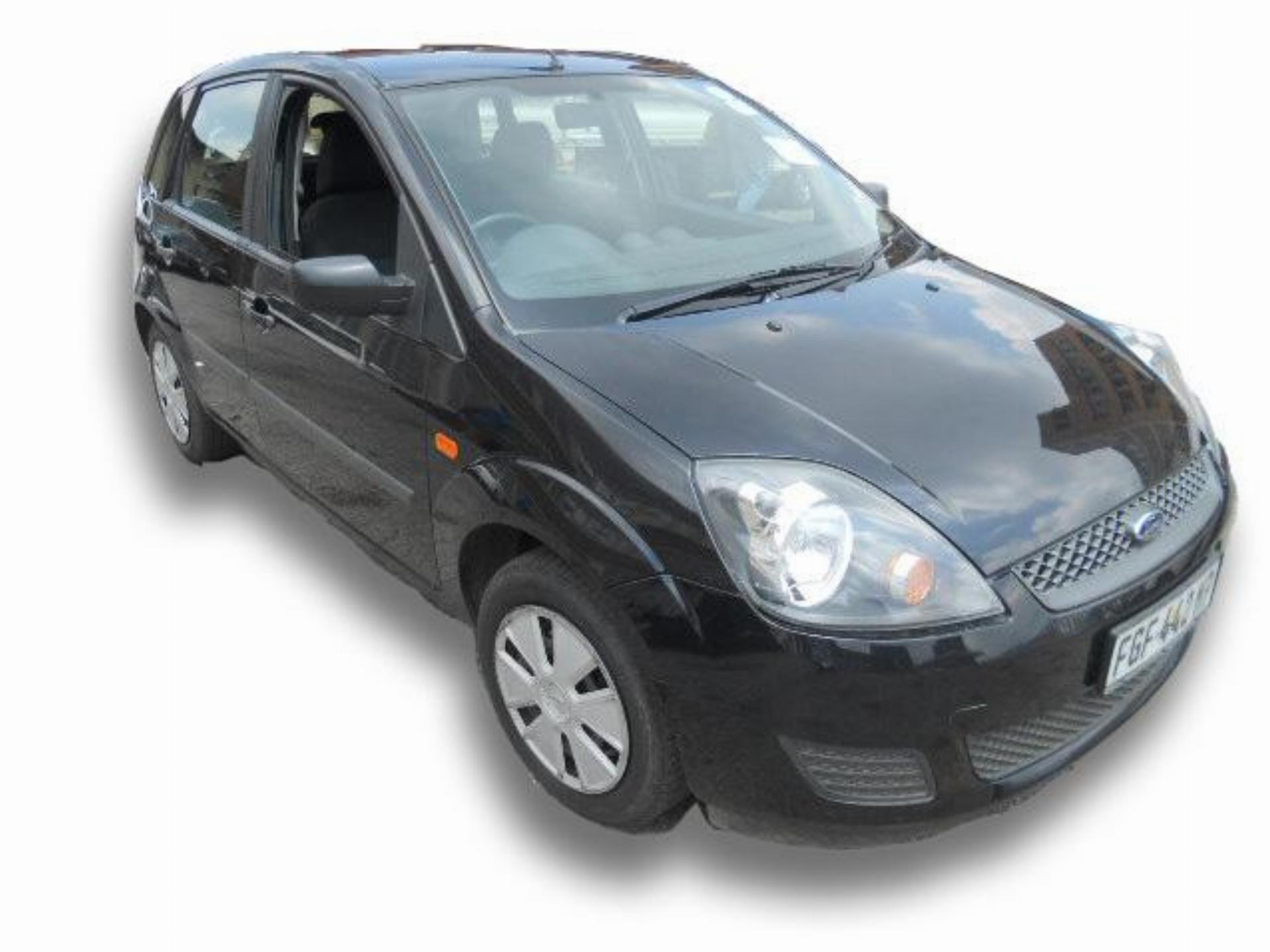 Ford Fiesta 1.4 Base 5DR