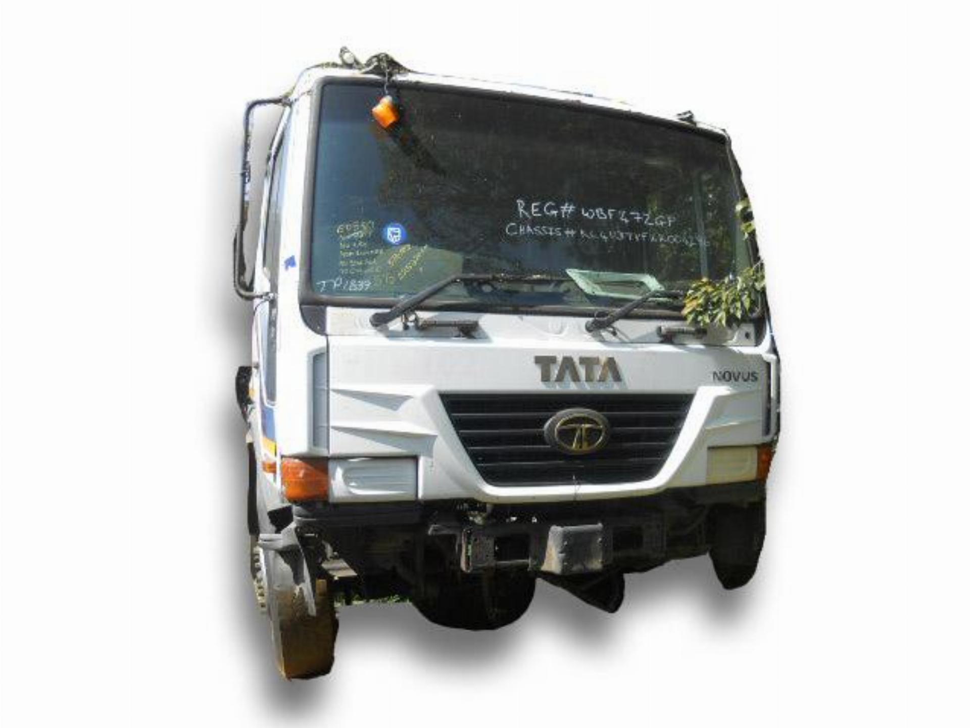 Tata Trucks Novus 5542 6X4 Truck Tractor