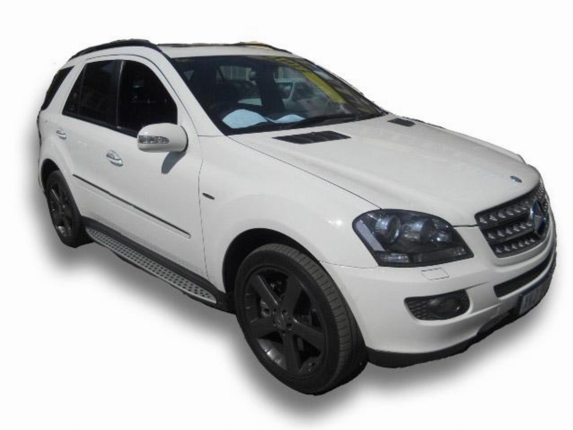 Repossessed Mercedes Benz ML 500 A/T 2008 on auction with a price of R 424,800. Mercedes Benz ML 500 A/T