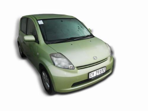 2006 DAIHATSU SIRION . 2006 DAIHATSU SIRION .