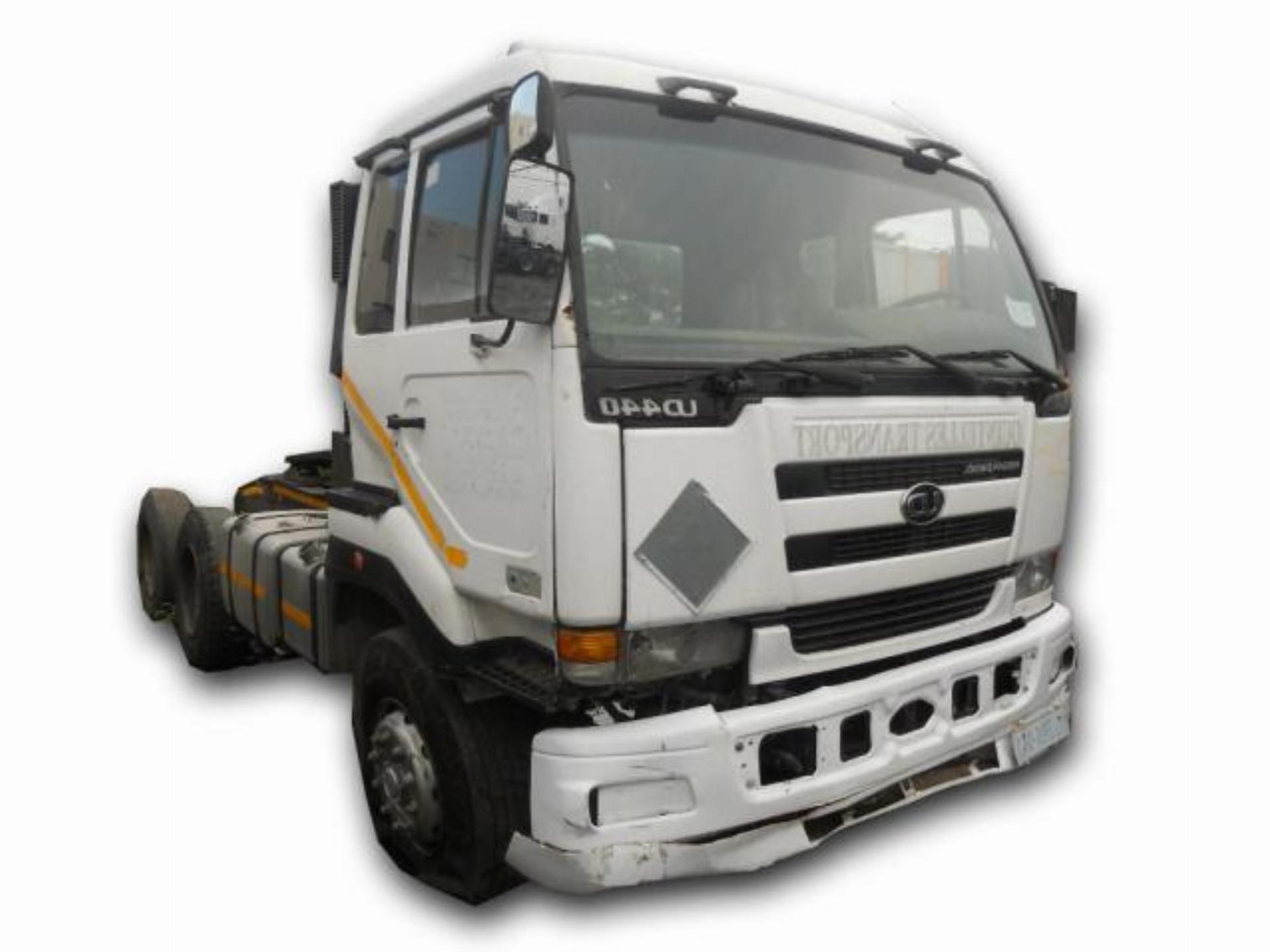 Nissan Trucks UD 440 6 X 4 T/T