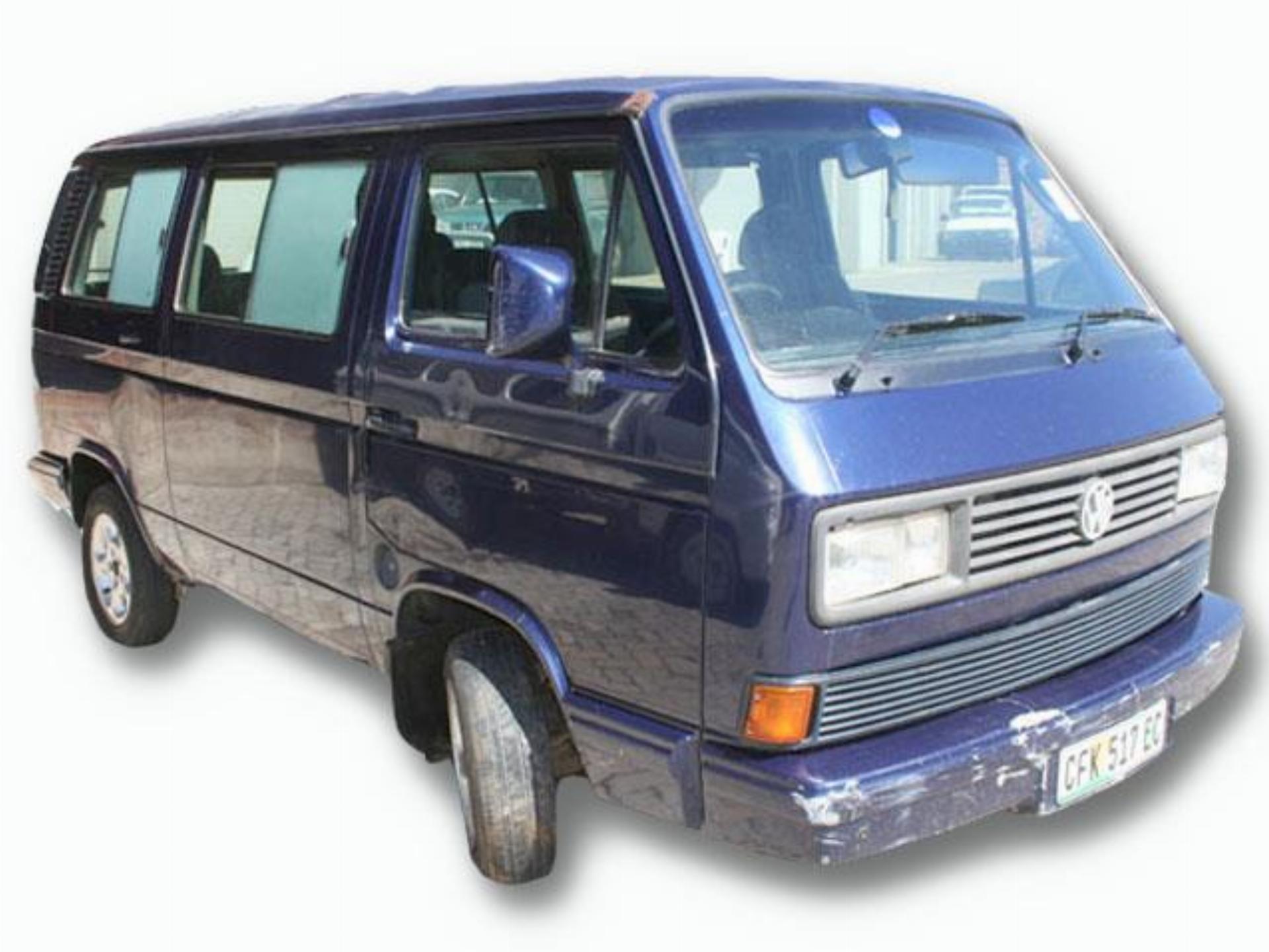 Repossessed Volkswagen Caravelle I A 1999 on auction MC23591