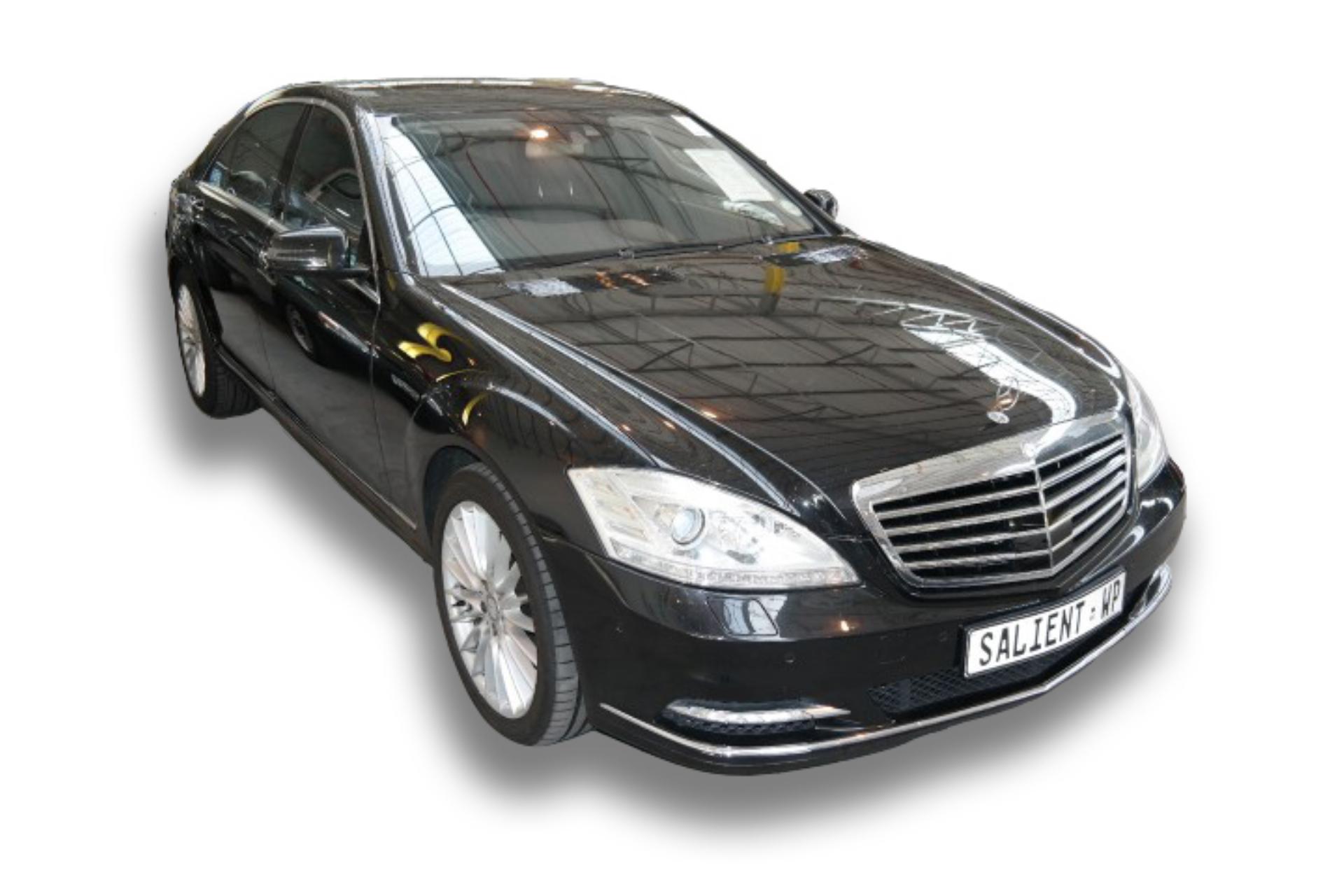 Repossessed Mercedes Benz S Class 500 L 2010 on auction with a price of R 653,300. Mercedes Benz S Class 500 L