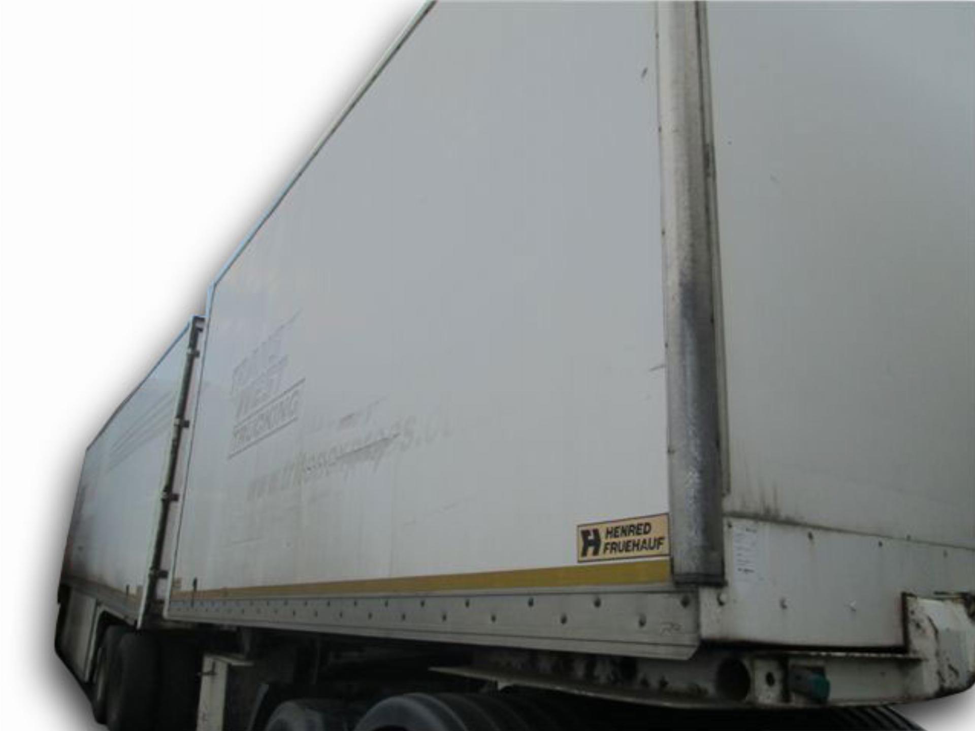 Hendred Fruehauf Superlink GRP Boxed Trailers With Abs Braking