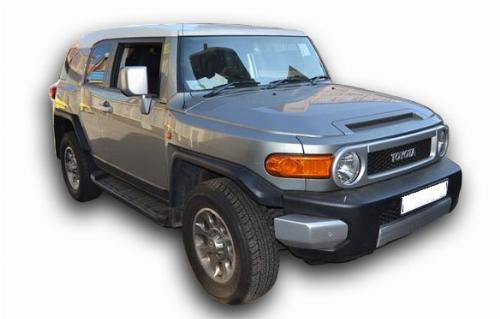 2011 TOYOTA FJ CRUISER 4.0 V6 2011 TOYOTA FJ CRUISER 4.0 V6