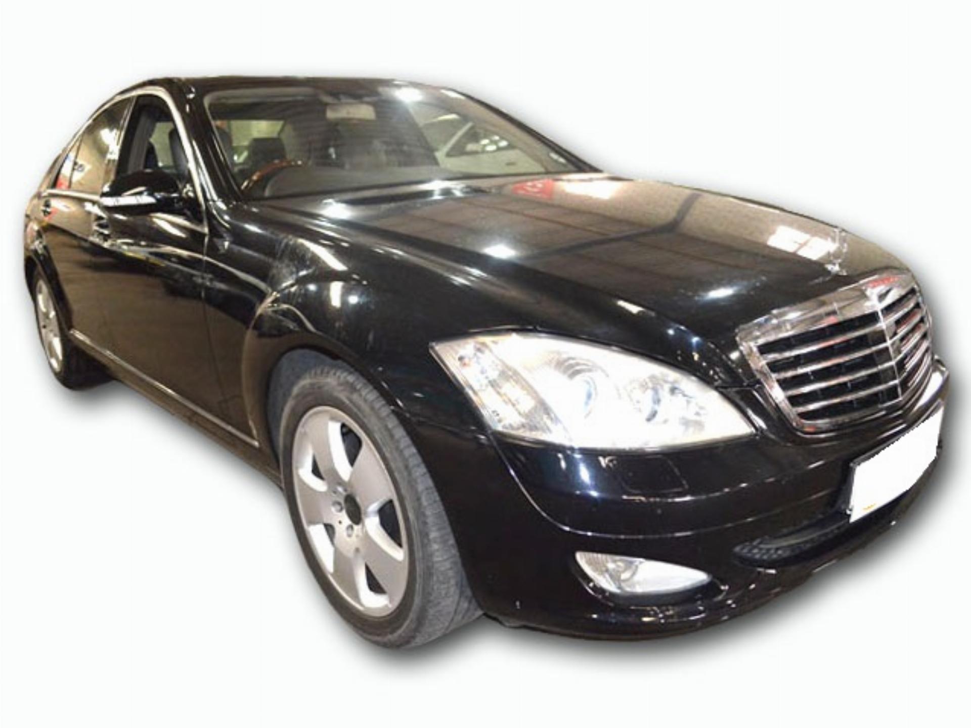 Repossessed Mercedes Benz S Class 320 Cdi V6 2008 on auction with a price of R 326,000. Mercedes Benz S Class 320 Cdi V6