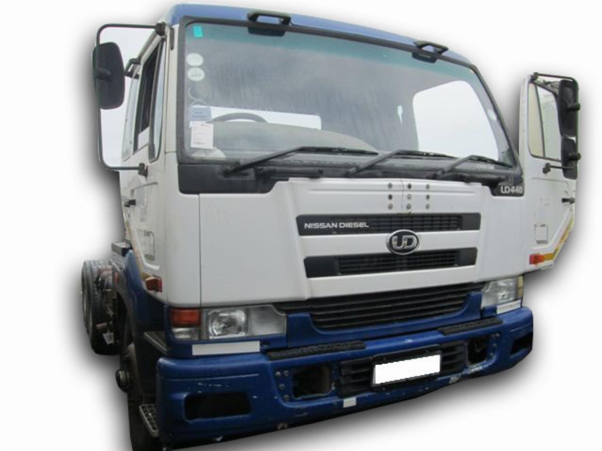Nissan Trucks UD 40 440 WT TT
