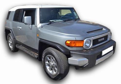 2011 TOYOTA FJ CRUISER 4.0 V6 2011 TOYOTA FJ CRUISER 4.0 V6